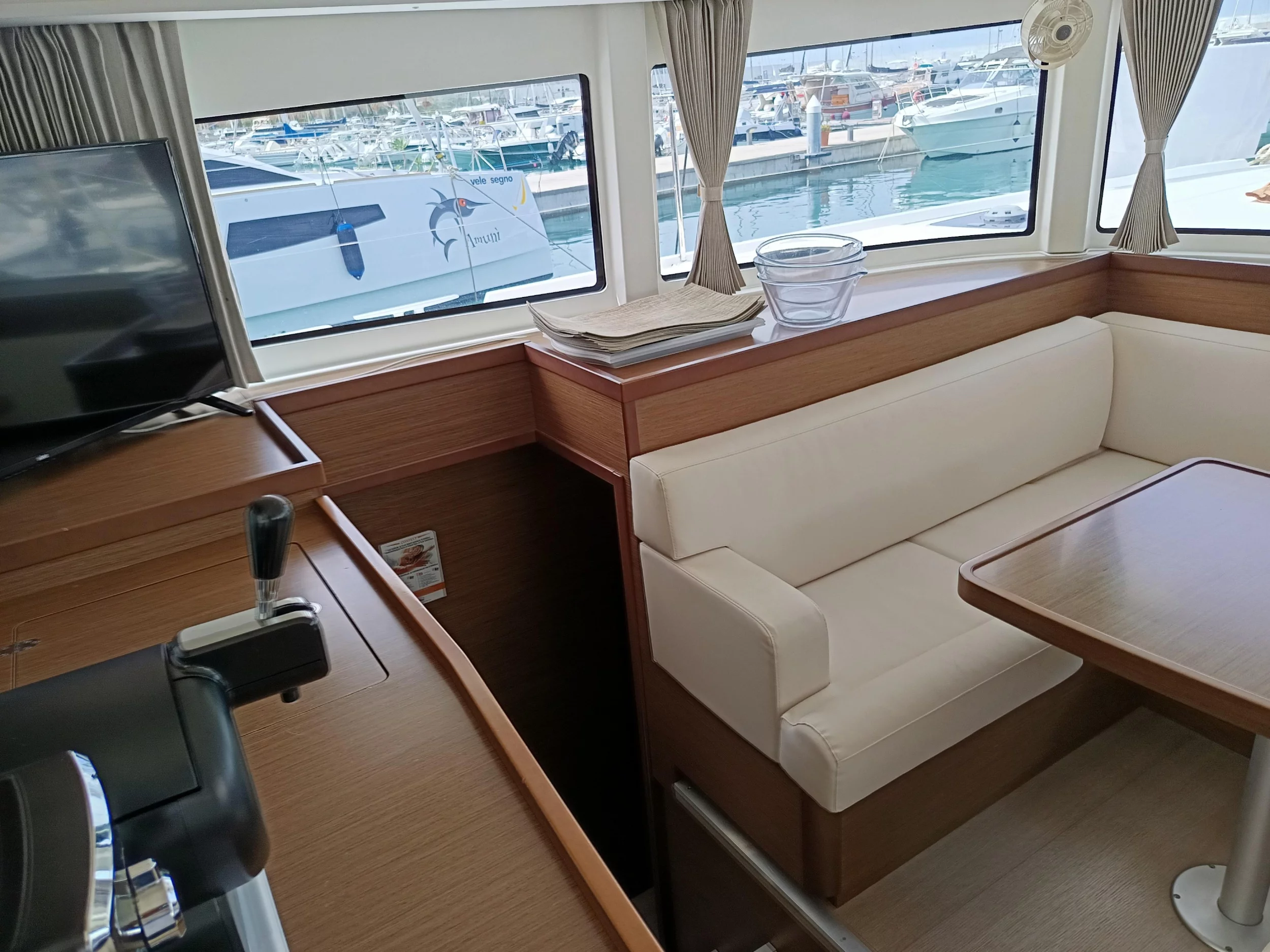 Lagoon 42 (Waterworld)  - 80