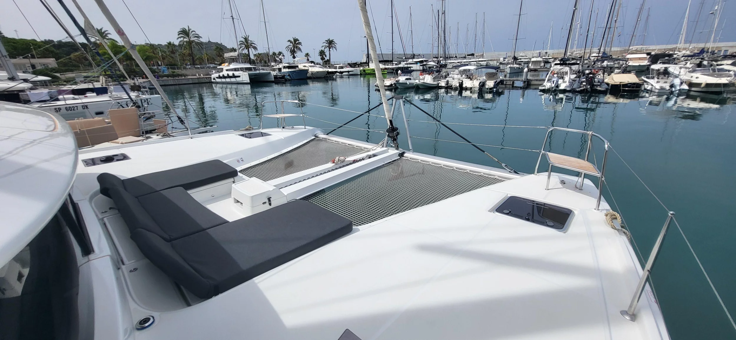 Lagoon 46 (Blue Moon)  - 124