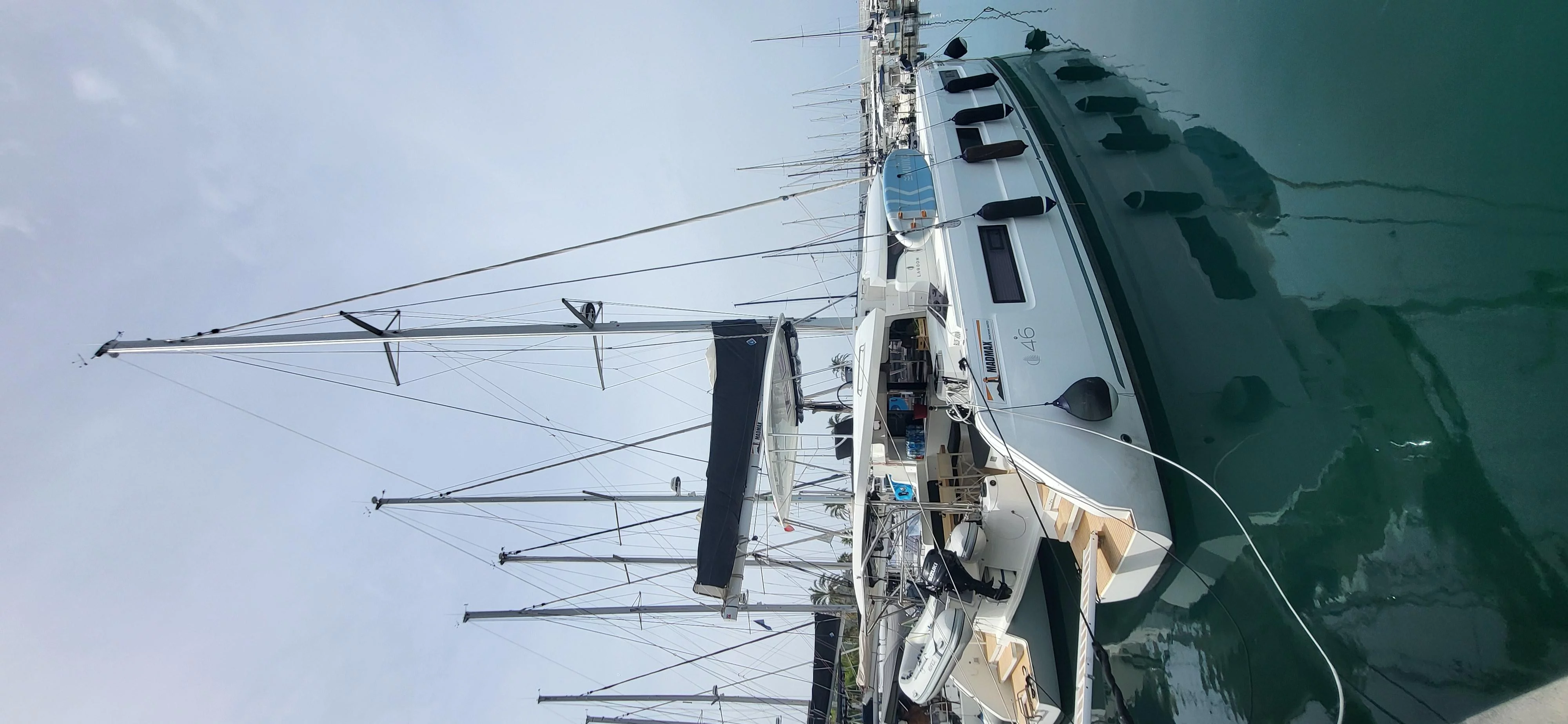 Lagoon 46 (Blue Moon)  - 15