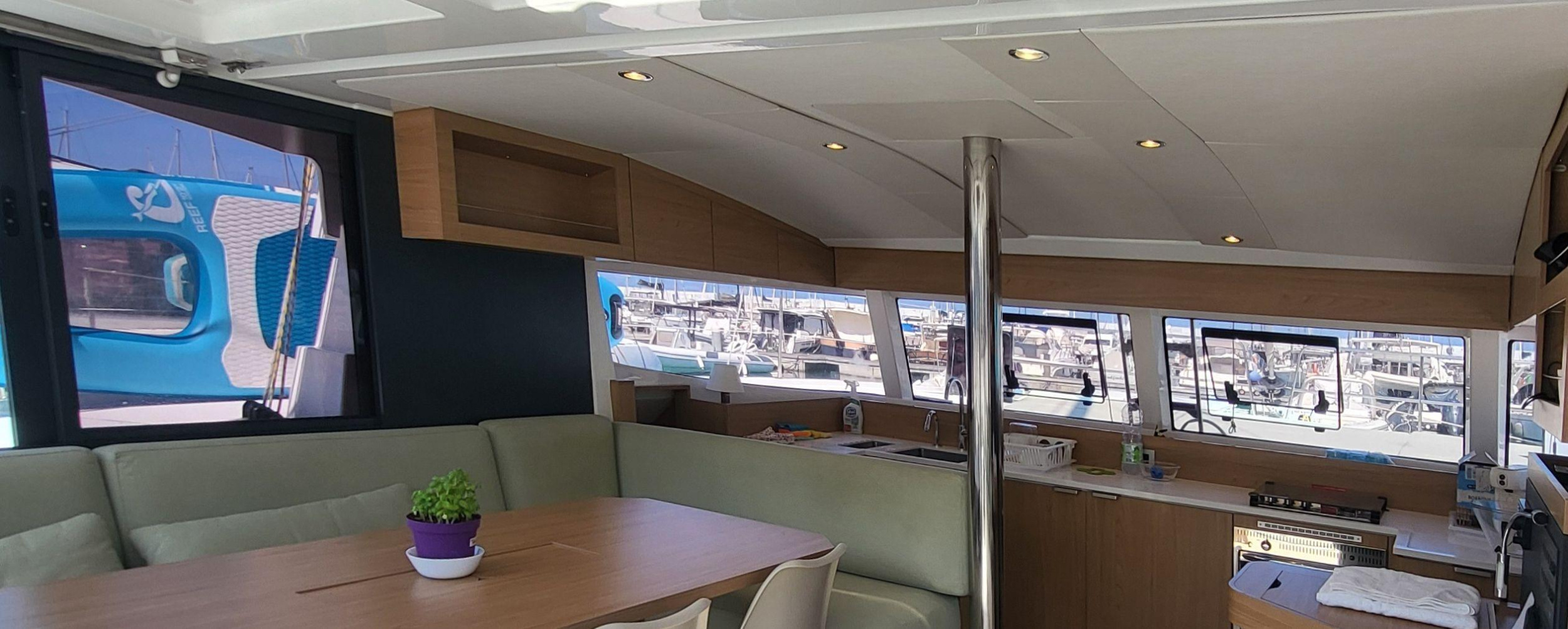 Photo #7 - Bali Catsmart (Enterprise) en Torre Del Greco - 63335