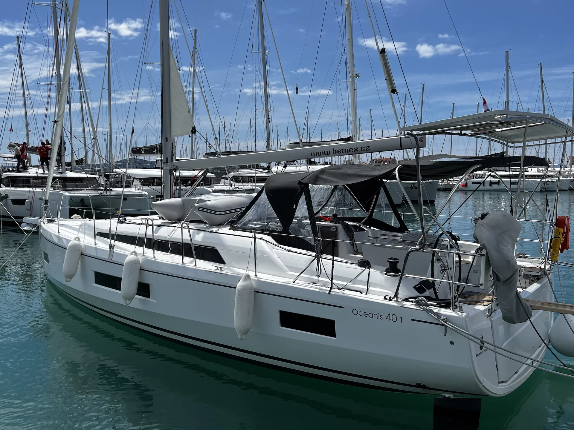 Oceanis 40.1 (Elizabeth) Main image - 0