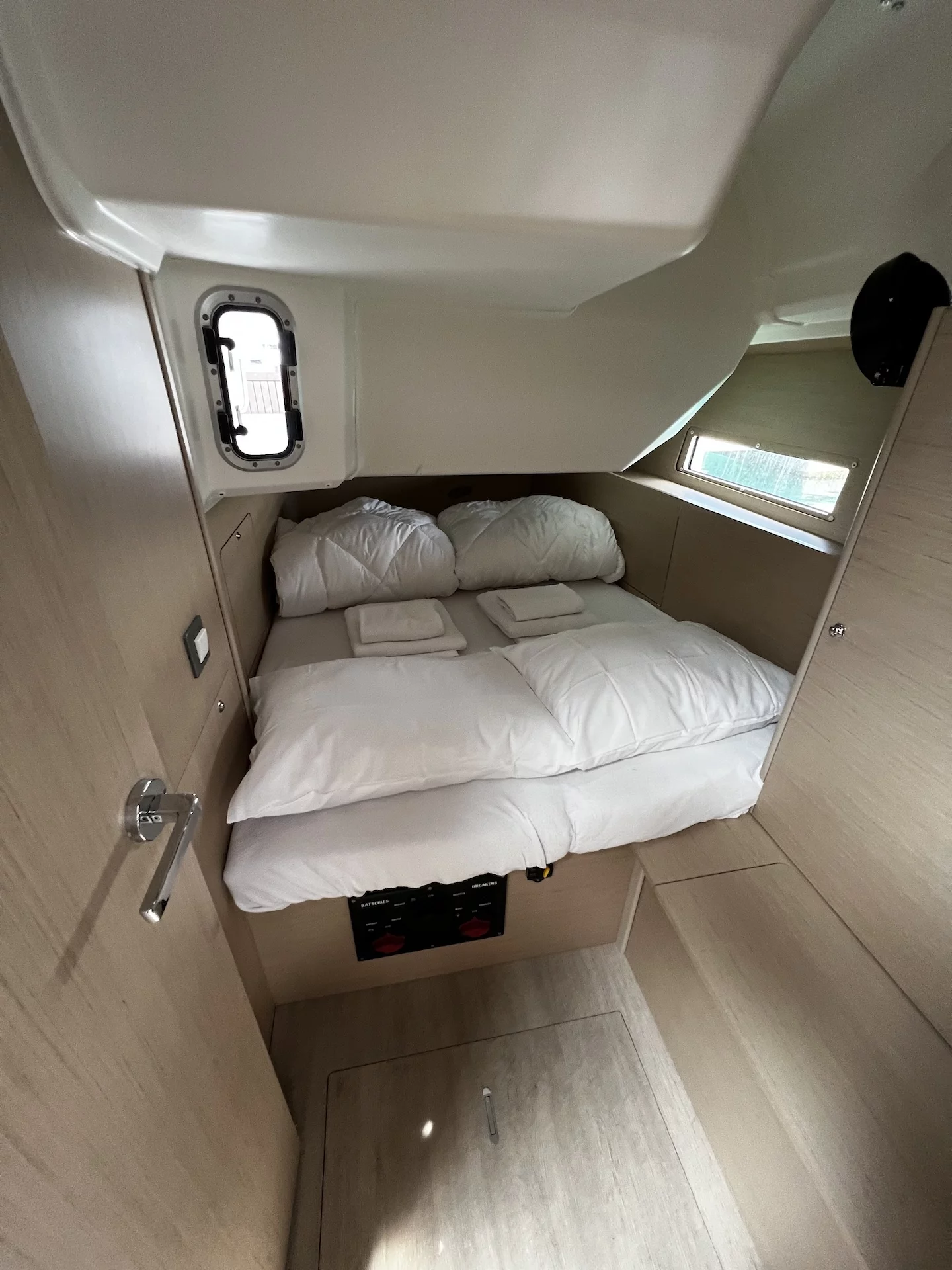 Oceanis 40.1 (Elizabeth)  - 10