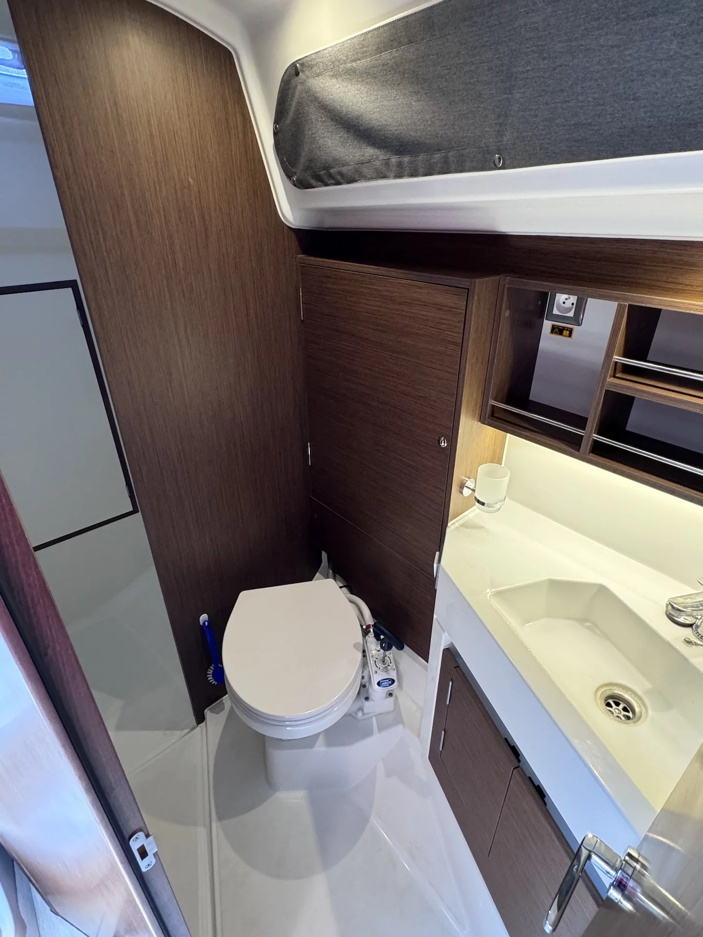 Oceanis 34.1 (ANOIA)  - 4