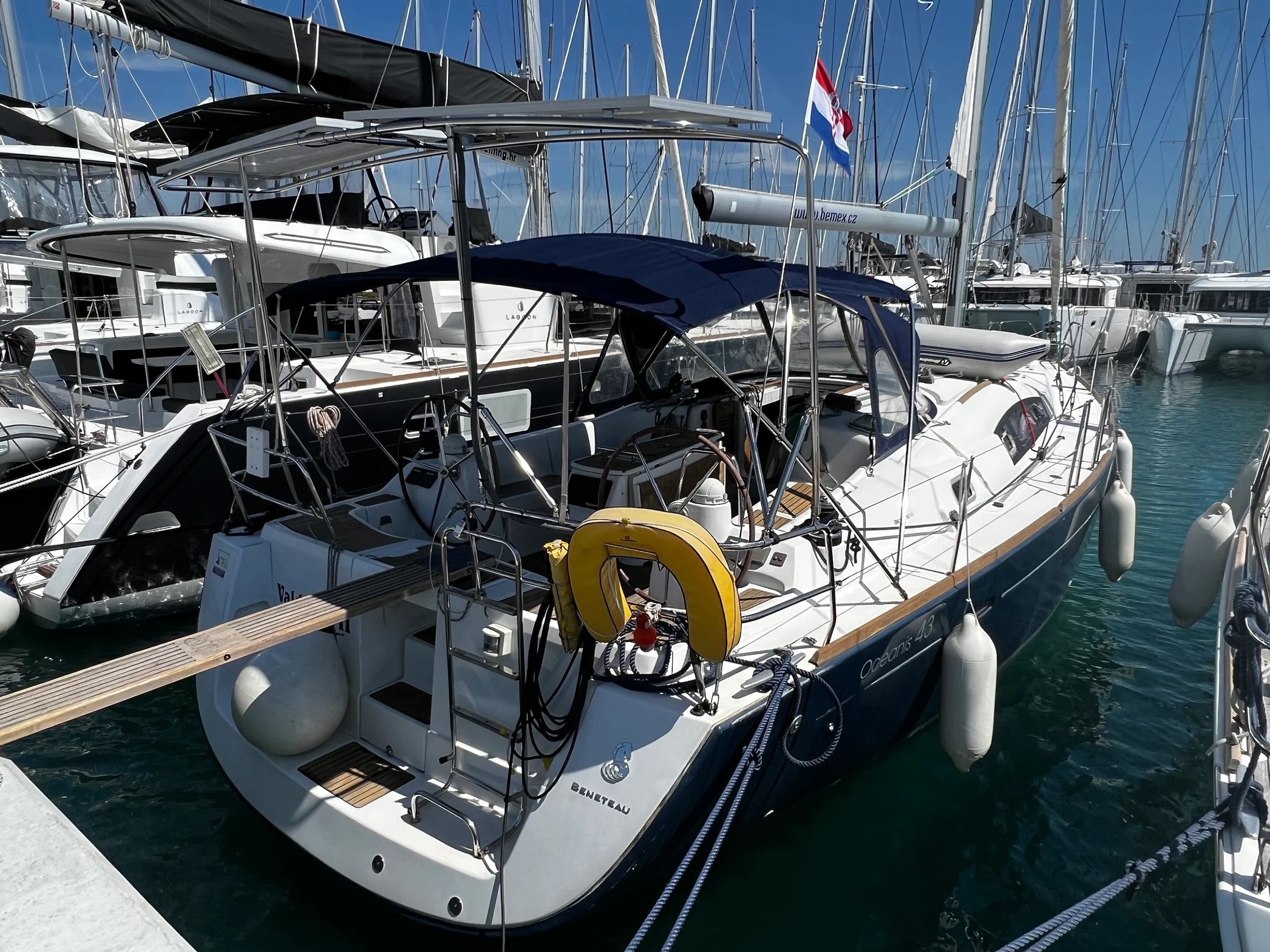 Photo #8 - Oceanis 43 (Valdeker II) in Sukosan - 24307