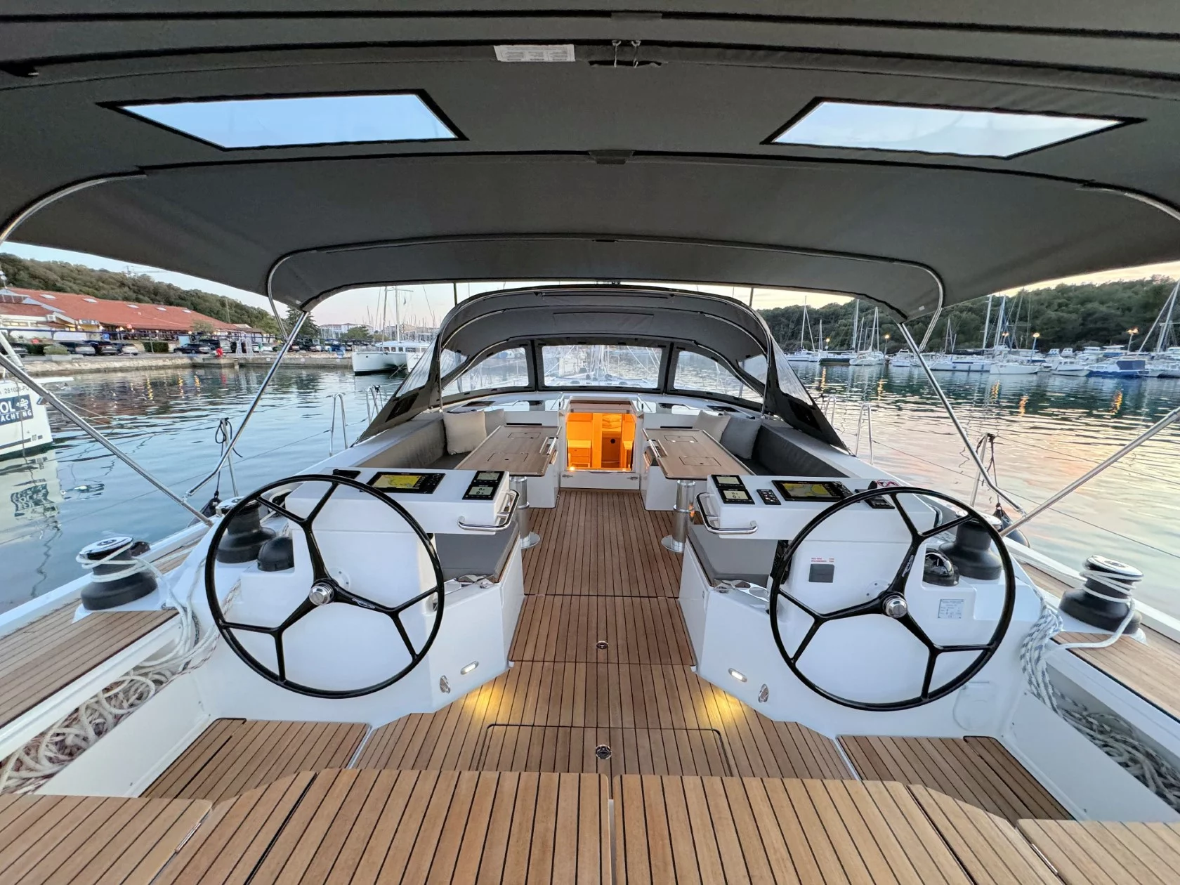Bavaria C57 Style (Mina)  - 17
