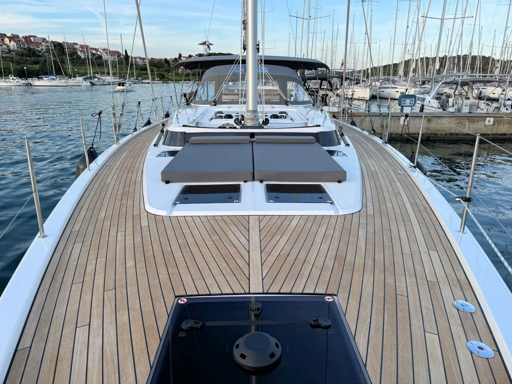 Bavaria C57 Style (Mina)  - 24