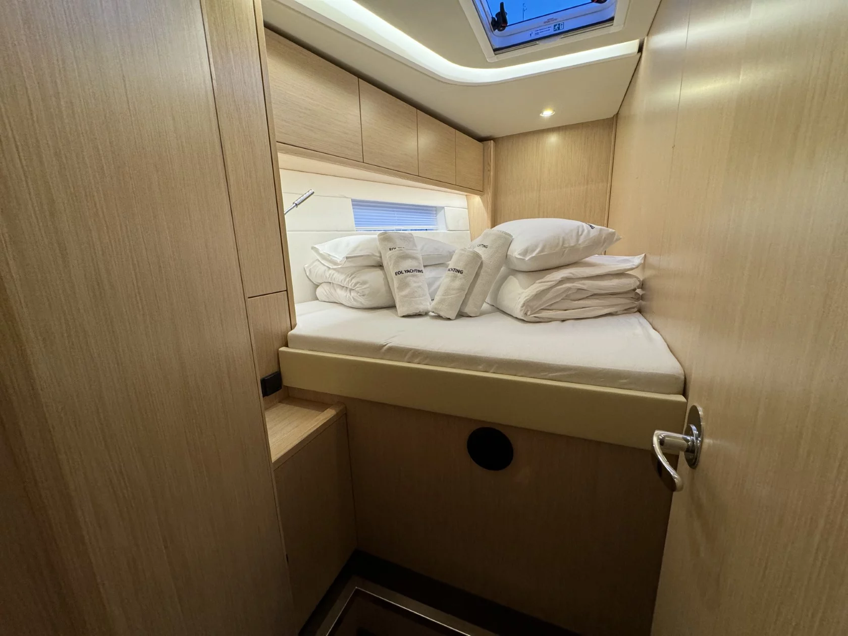 Bavaria C57 Style (Mina)  - 2
