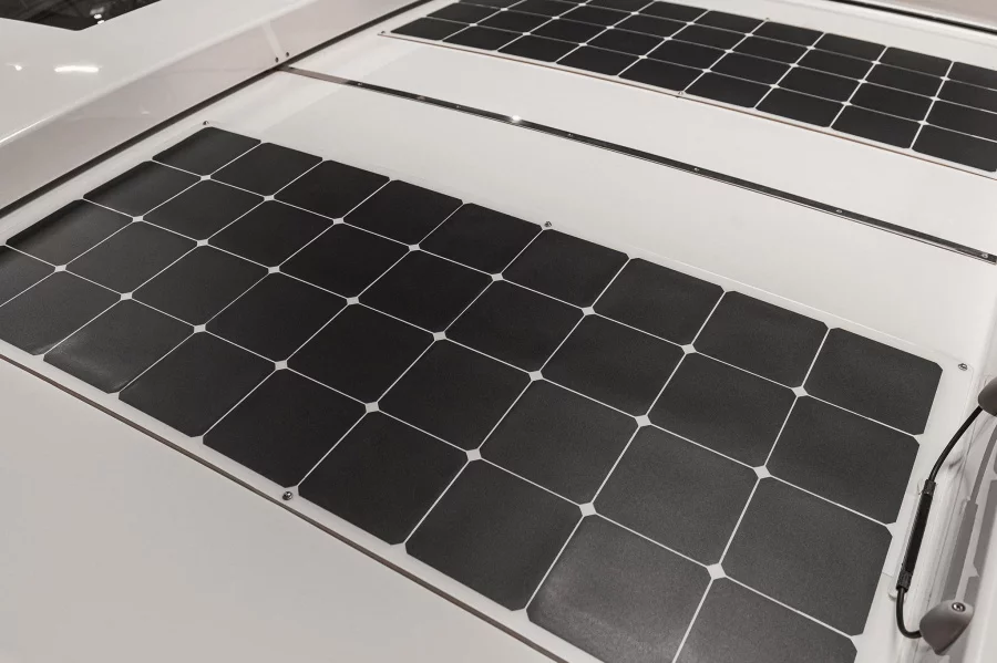 Grandezza 34 OC (OHANA) solar panel - 1