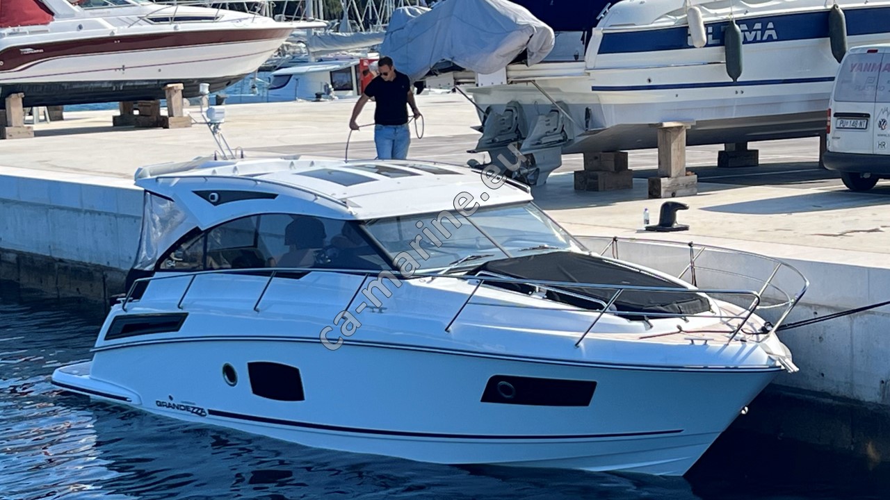 Photo #10 - Grandezza 34 OC (OHANA) in Trogir - 20593