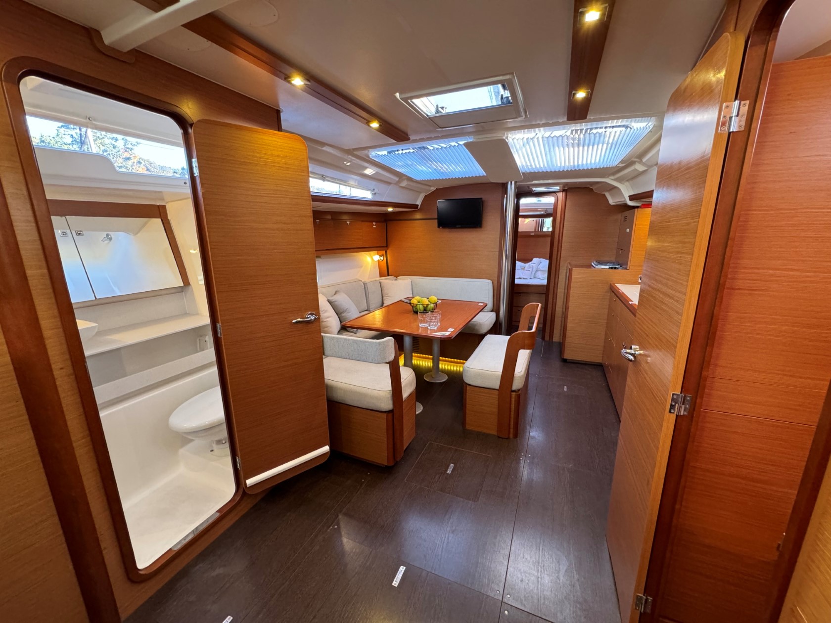 Photo #35 - Dufour 430 Grand Large (Levan) in Pula - 23115