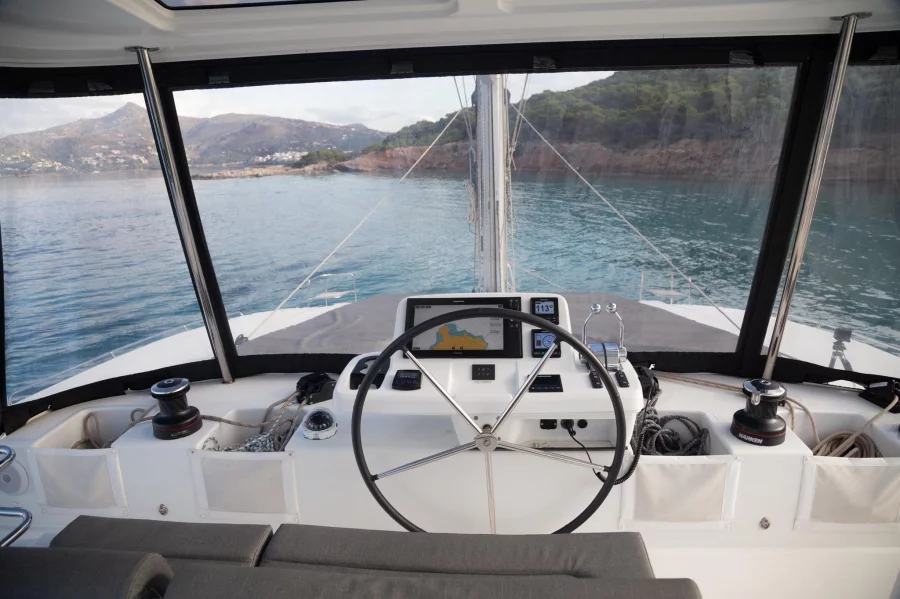 Lagoon 51 (JEWEL (Charter rate includes VAT, Skipper Fee, Generator, Air-condition, Watermaker, Icemaker, Dishw)  - 60