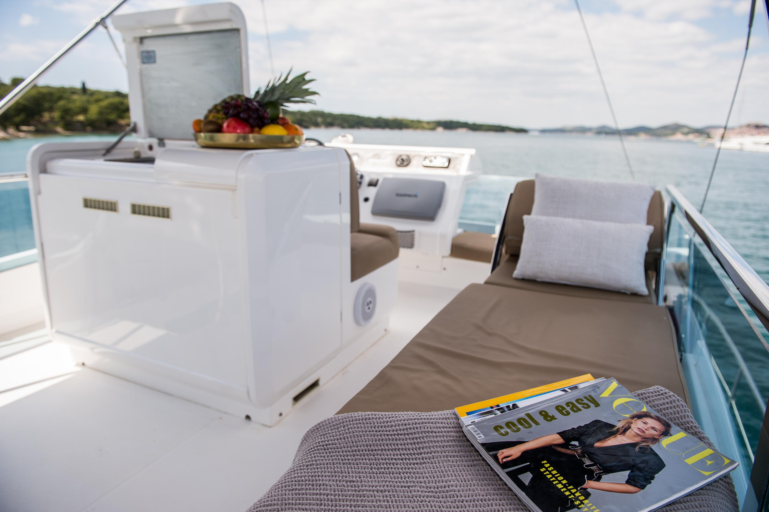 Photo #8 - Fairline Squadron 42 (Solitaire) in Sibenik - 9577
