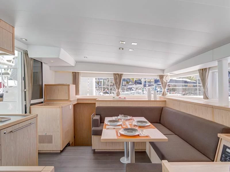 Lagoon 400 S2 (Cata Loca) Interior image - 2