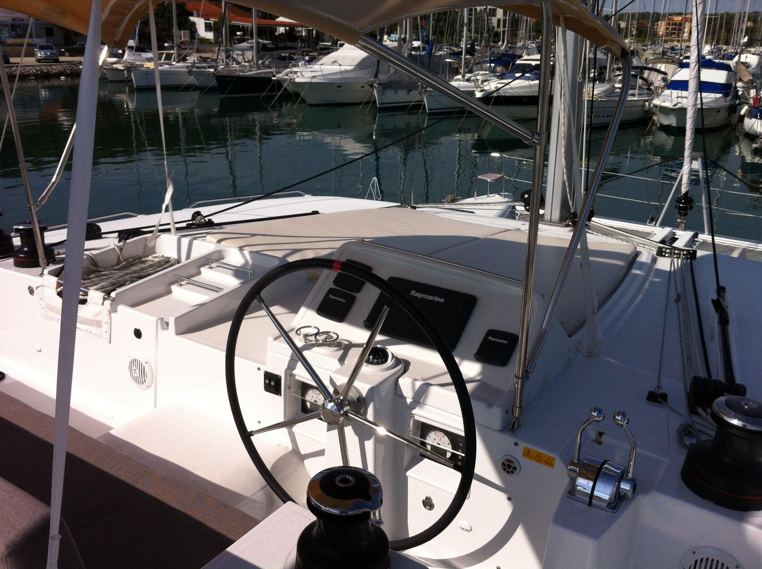 Photo #26 - Lagoon 450 (Bevanda) in Krk - 17211