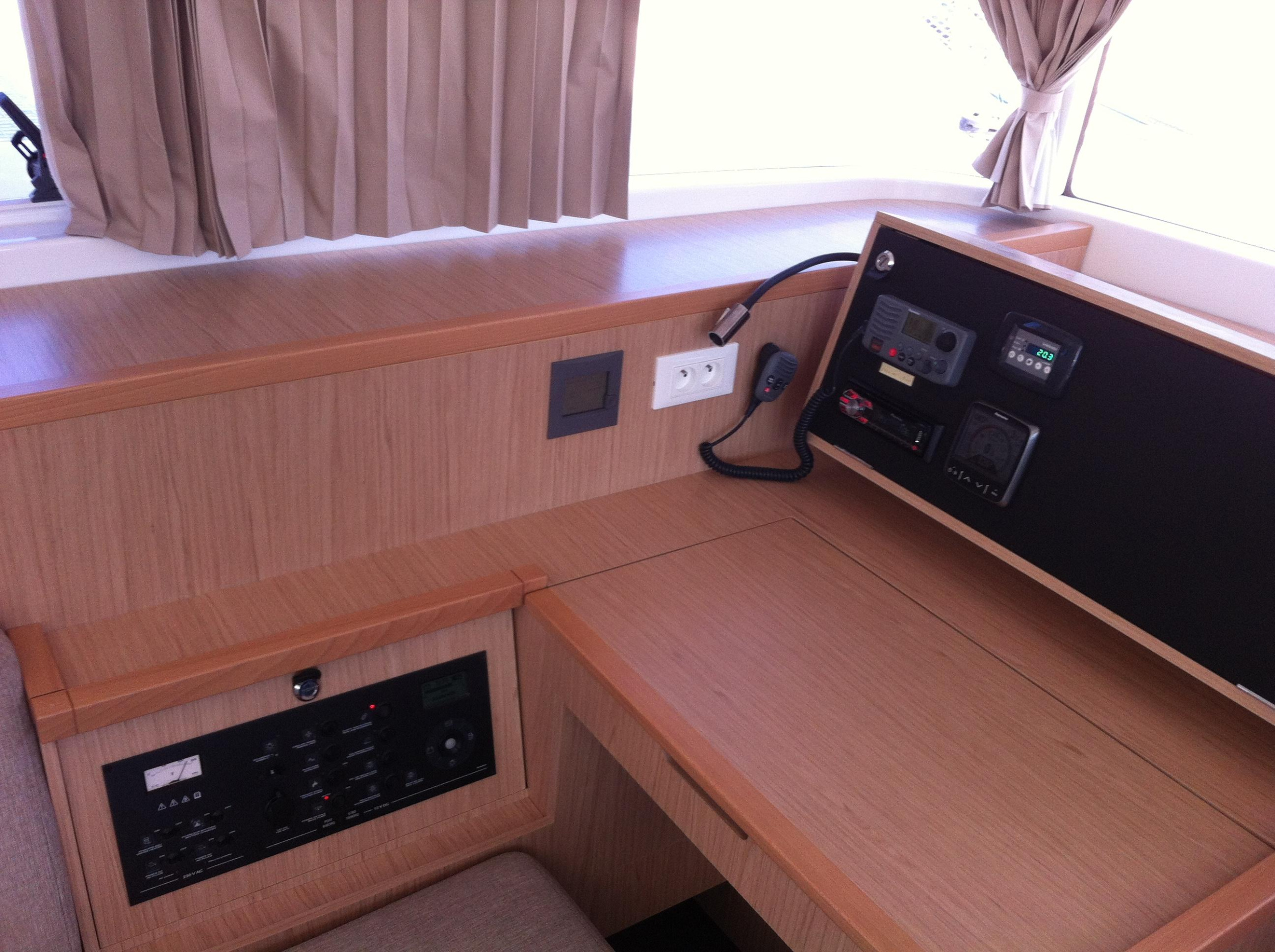 Photo #14 - Lagoon 400 S2 (Evelina) en Krk - 17208