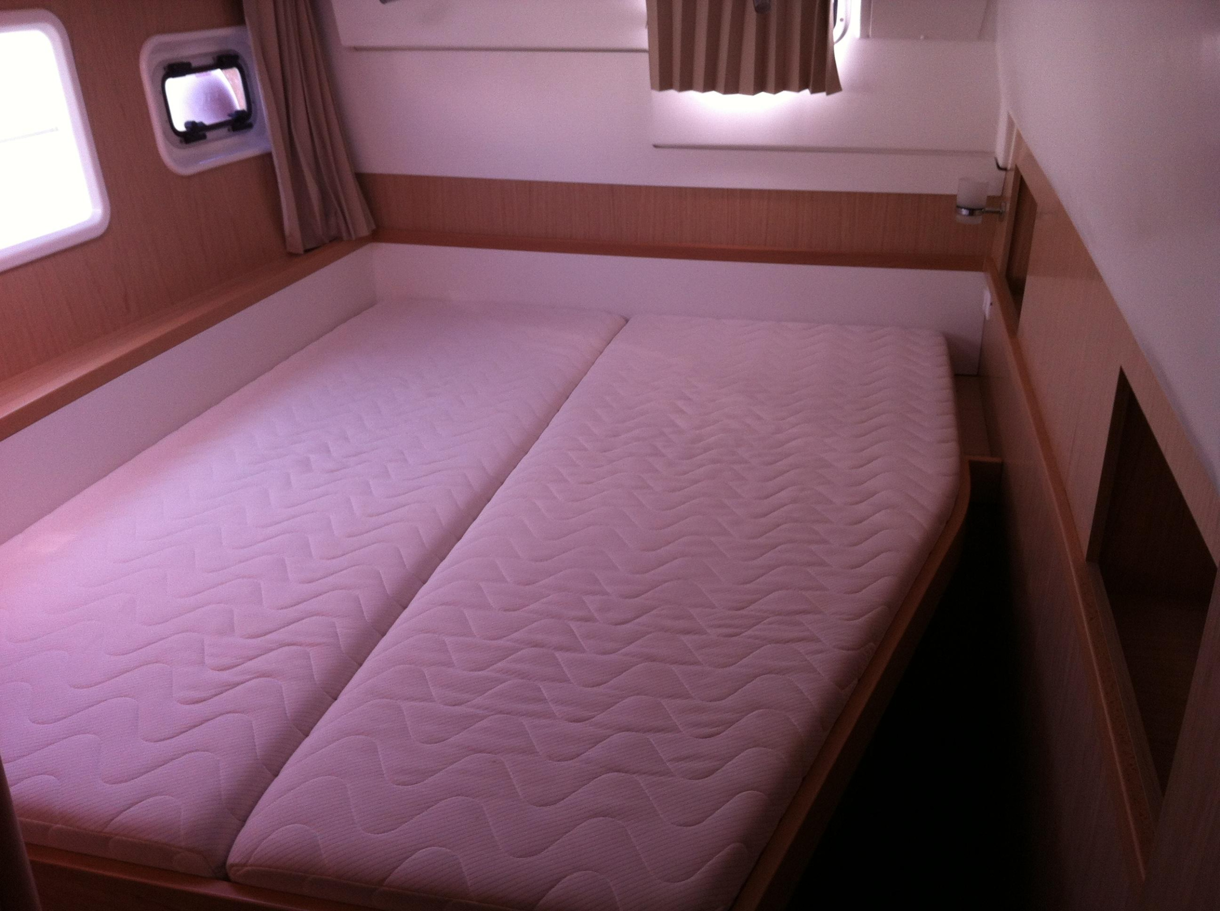 Photo #10 - Lagoon 400 S2 (Evelina) en Krk - 17208