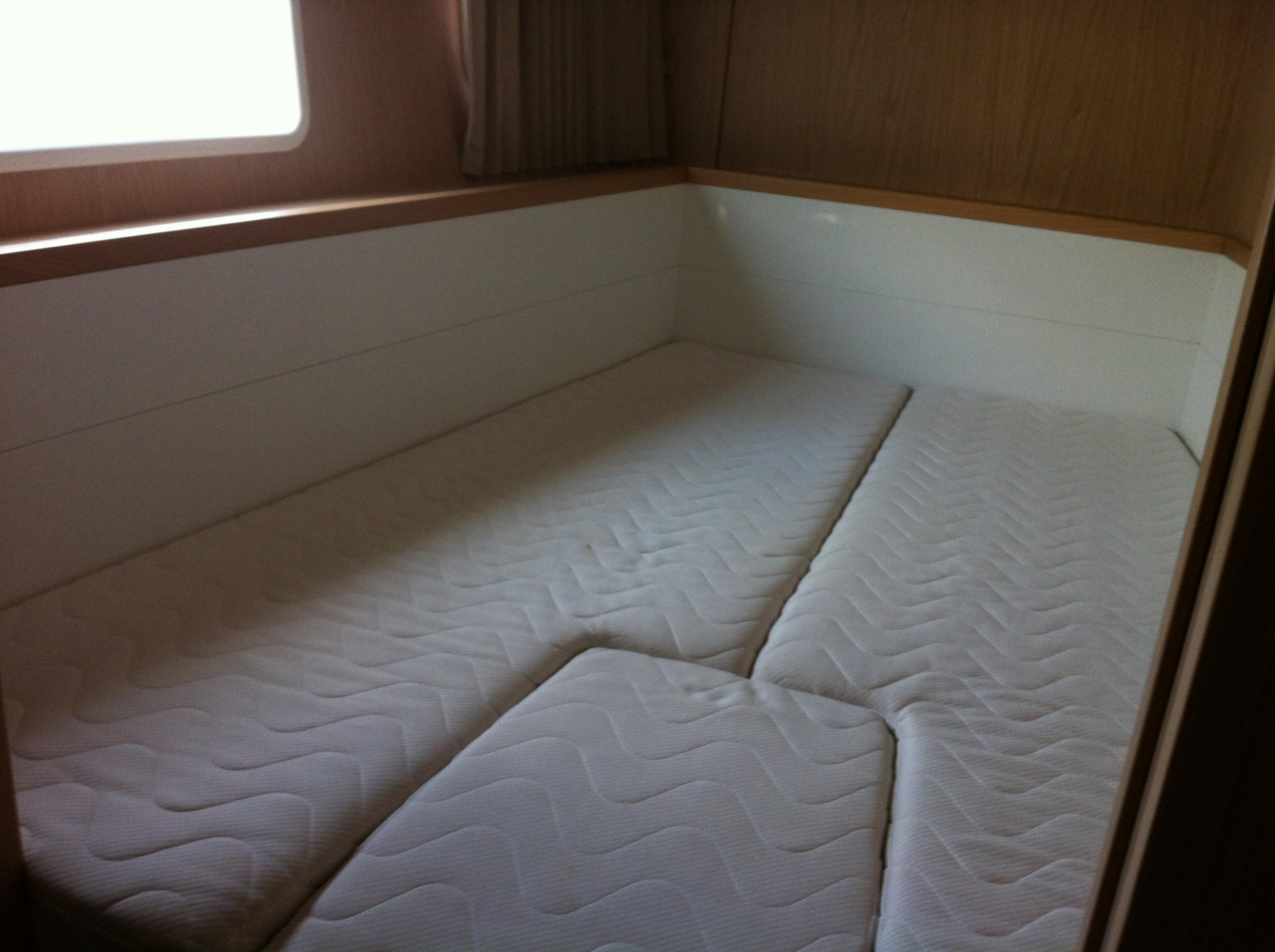 Photo #16 - Lagoon 400 S2 (Evelina) en Krk - 17208