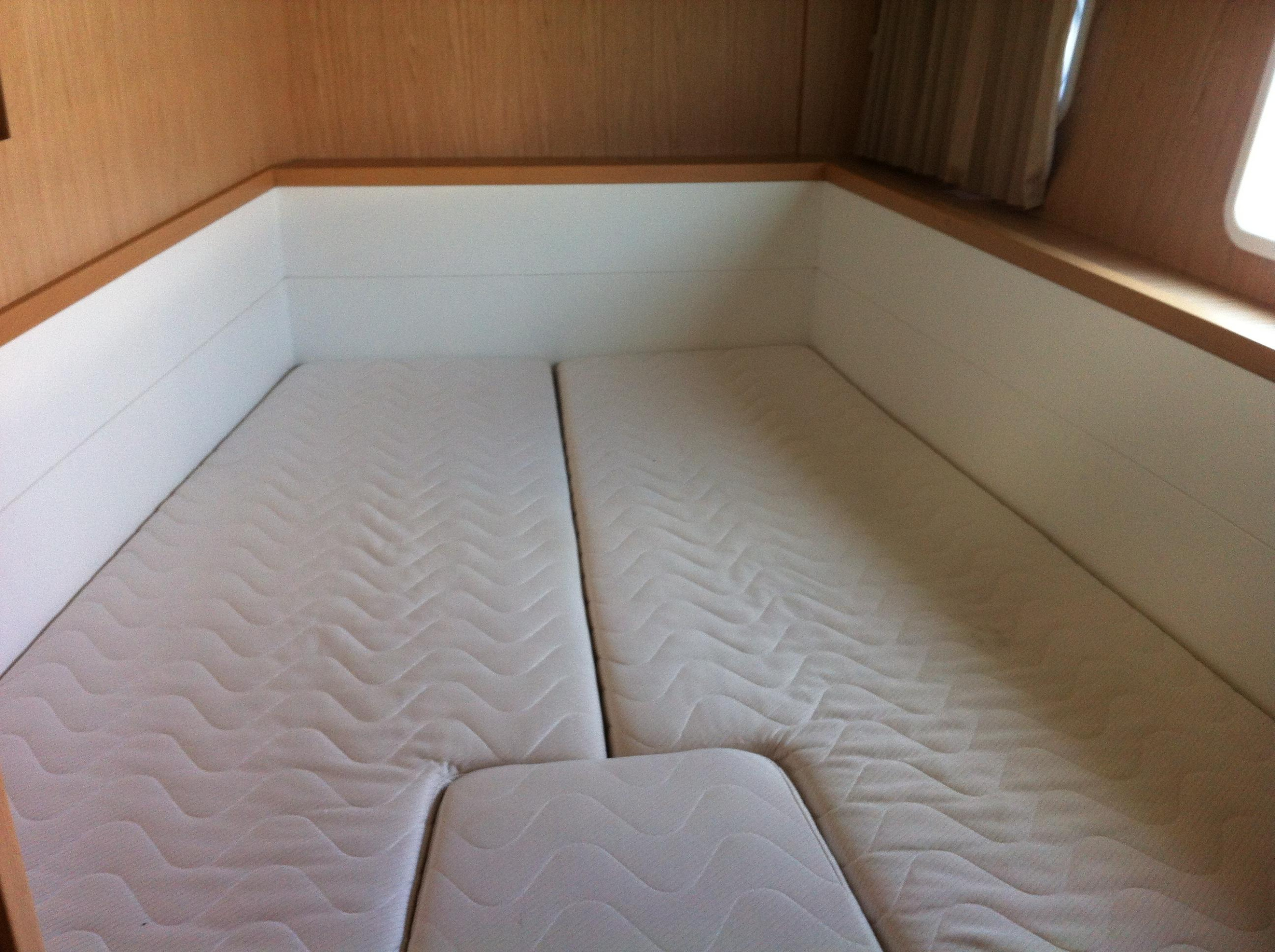 Photo #15 - Lagoon 400 S2 (Evelina) en Krk - 17208