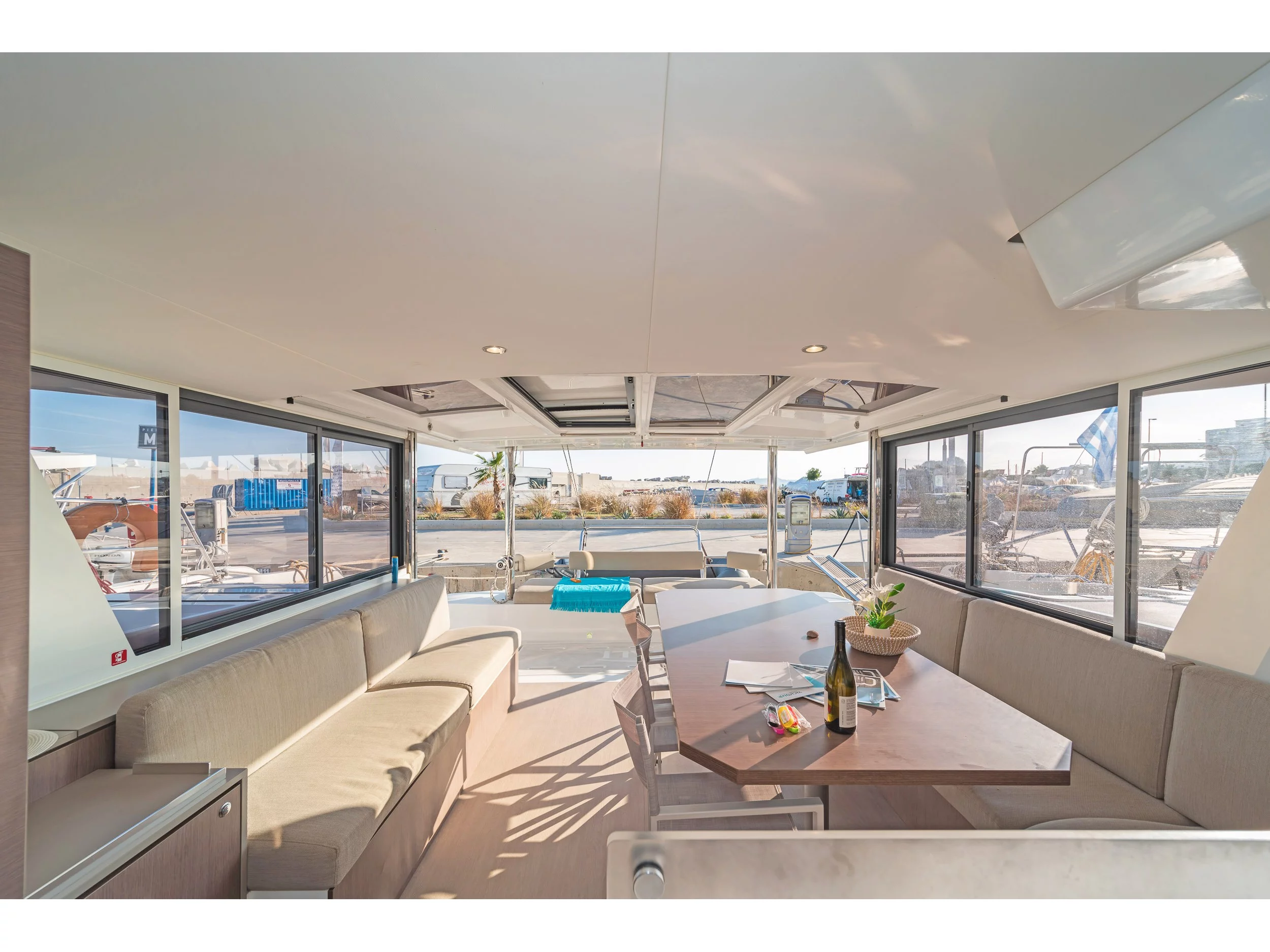 Bali 4.6 & GEN & WM (Little Emma) Interior image - 10
