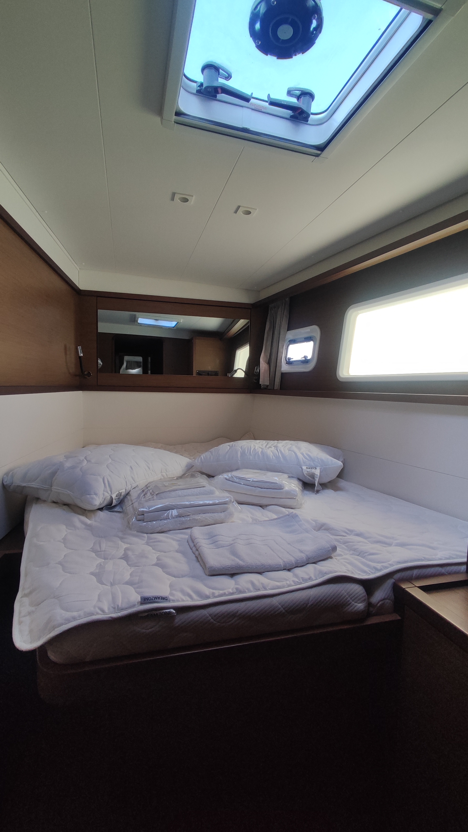 Photo #16 - Lagoon 450 Flybridge (Alex Jr.) in Volos - 24067