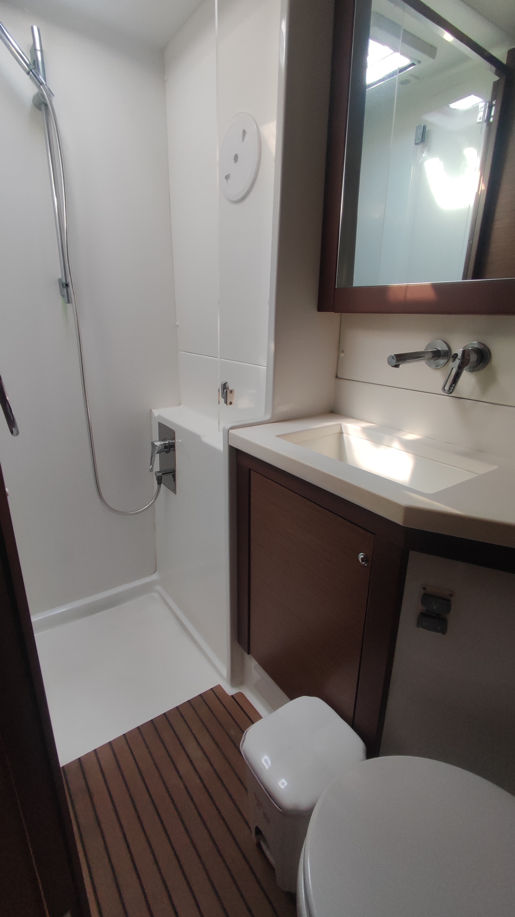 Photo #8 - Lagoon 450 Flybridge (Alex Jr.) in Volos - 24067