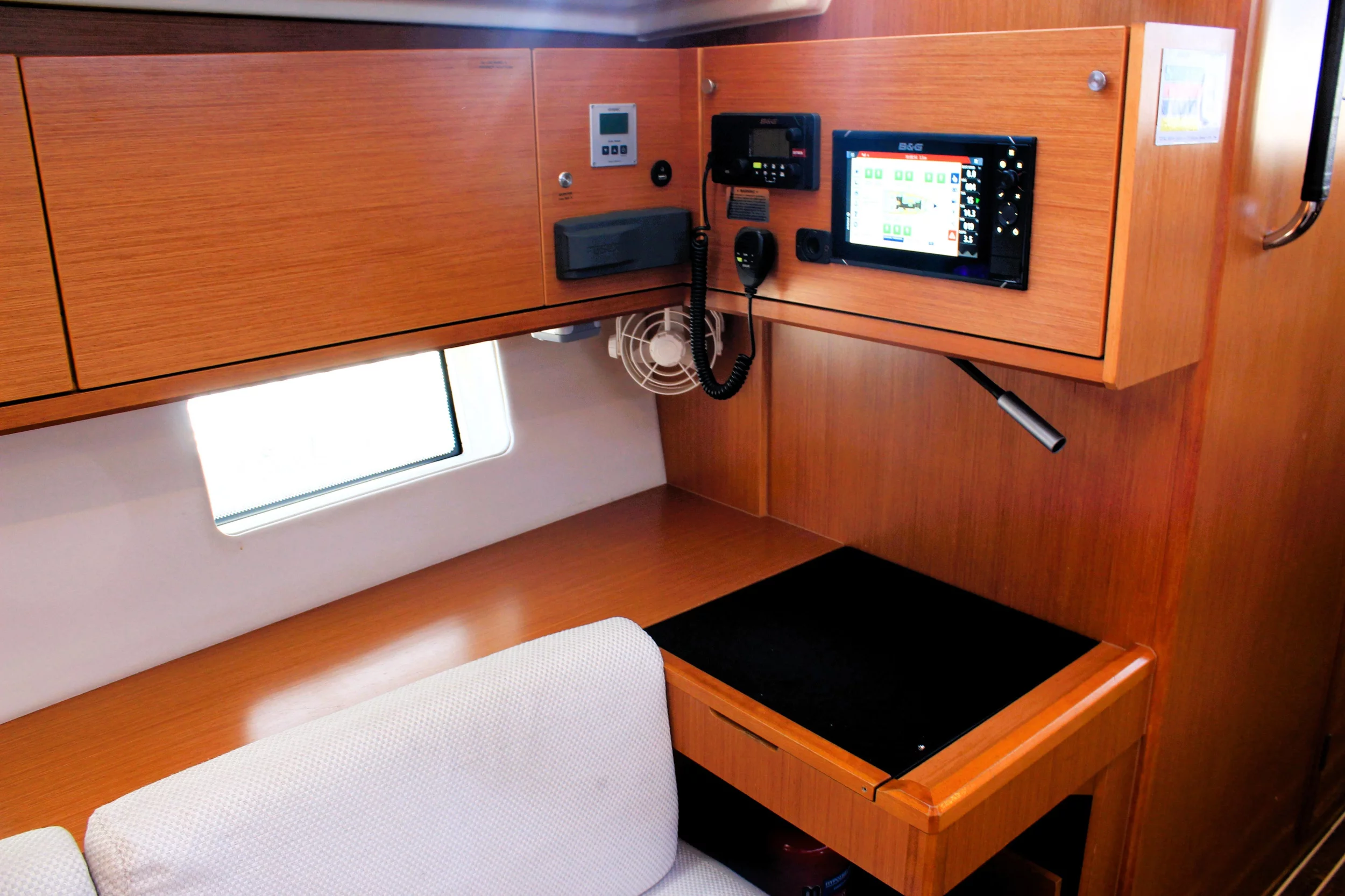 Bavaria C45 Style (Amaryllis)  - 24