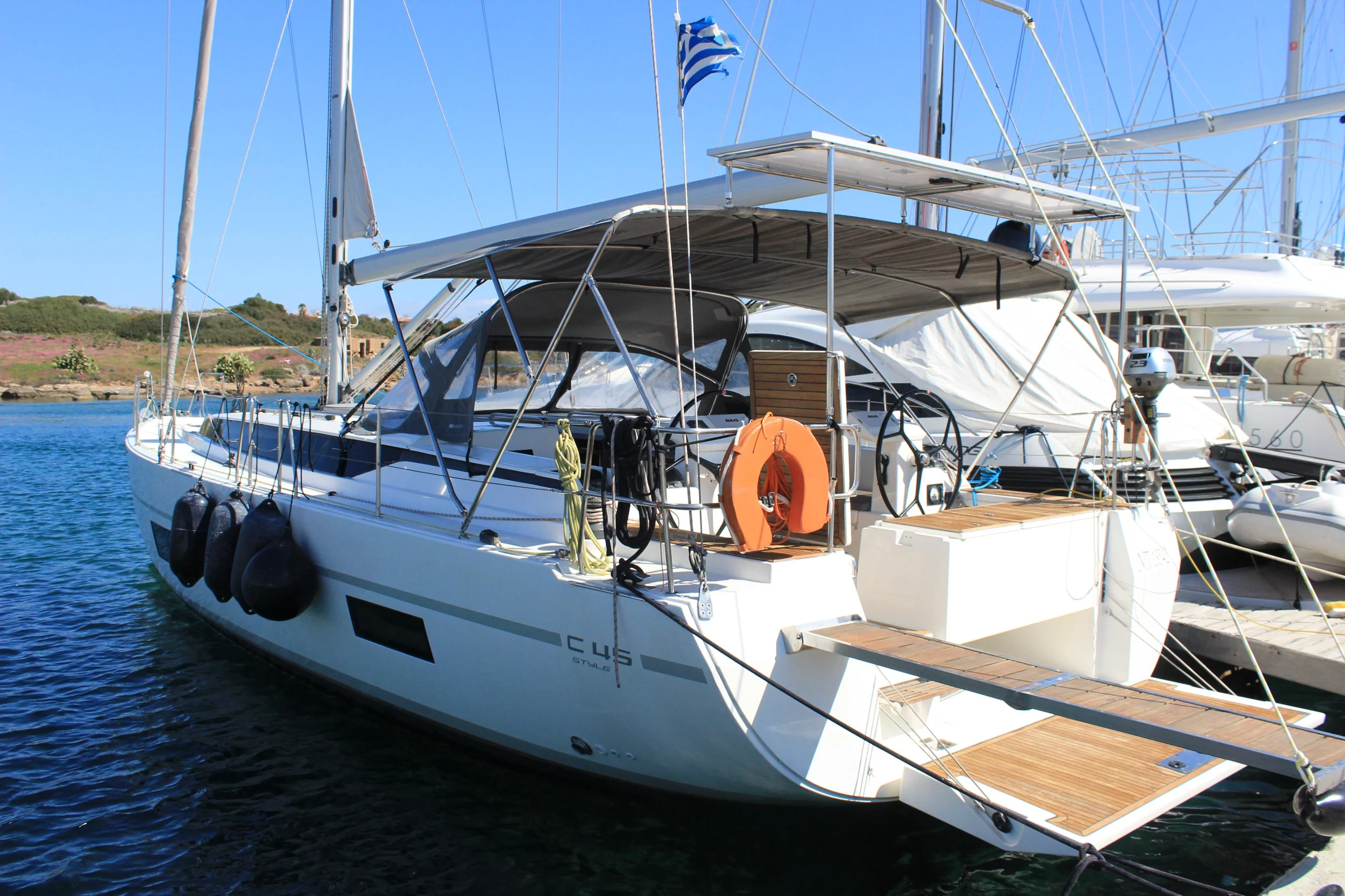 Bavaria C45 Style (Amaryllis)  - 2