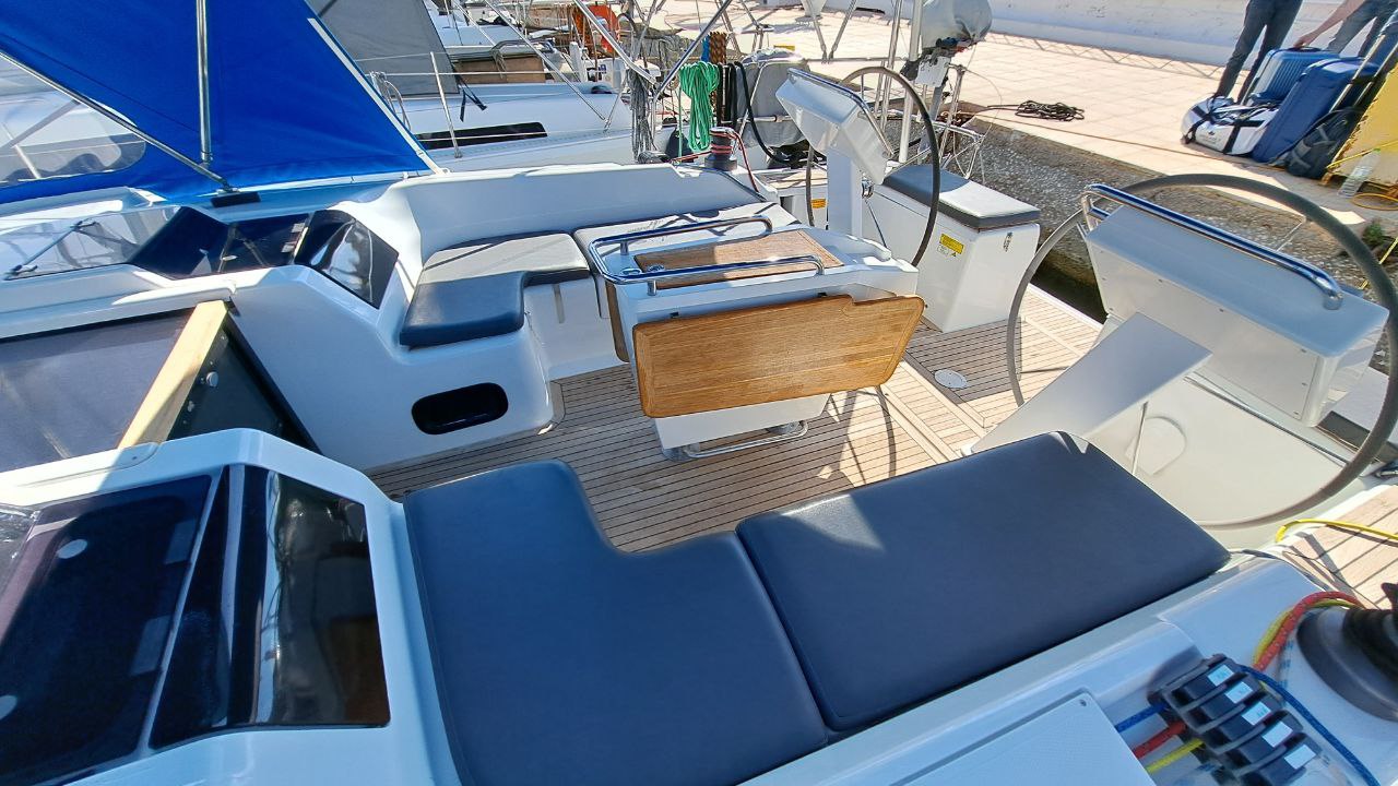 Photo #9 - Hanse 455 (Swell) in Lavrion - 12667