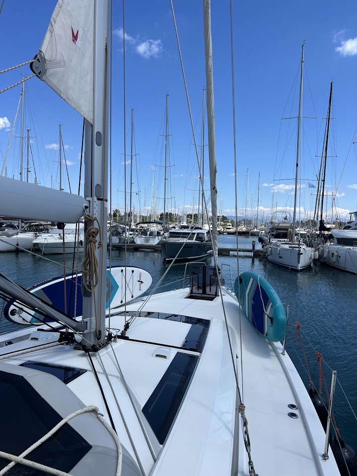 Photo #19 - Oceanis 51.1 (Shine) in Korfu - 13465