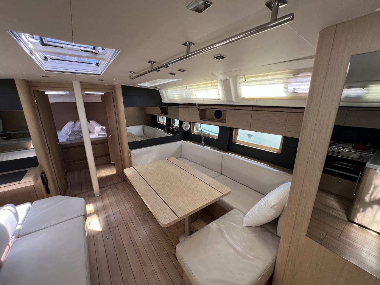 Photo #10 - Oceanis 51.1 (Shine) in Korfu - 13465