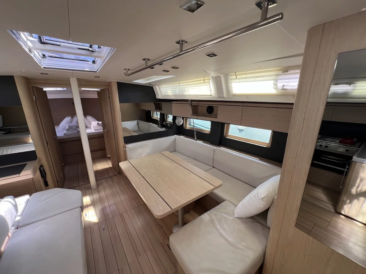 Oceanis 51.1 (Shine) 20.04.2024 - 9