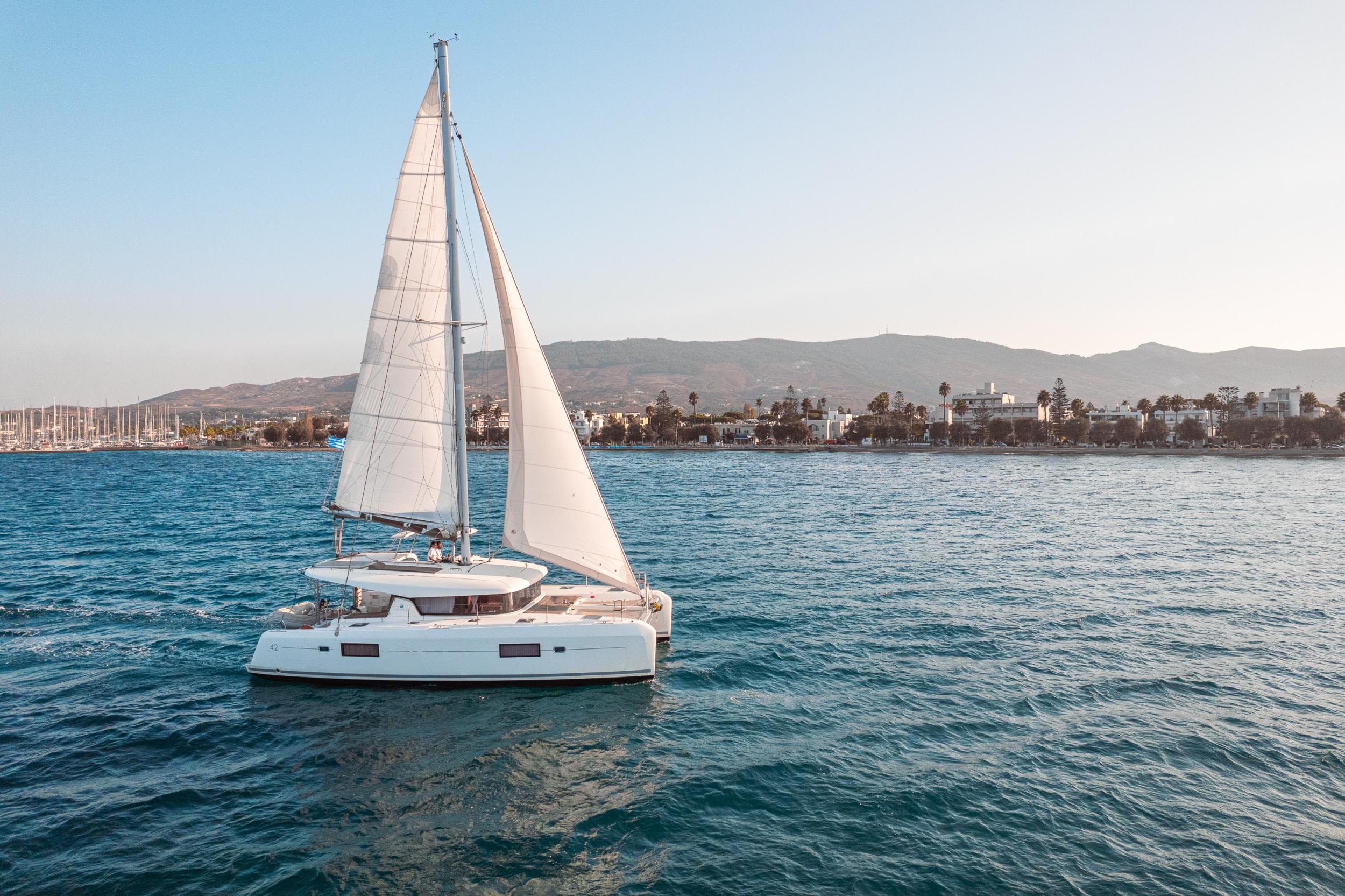 Photo #10 - Lagoon 42 & GEN (Plous) in Kos - 3894