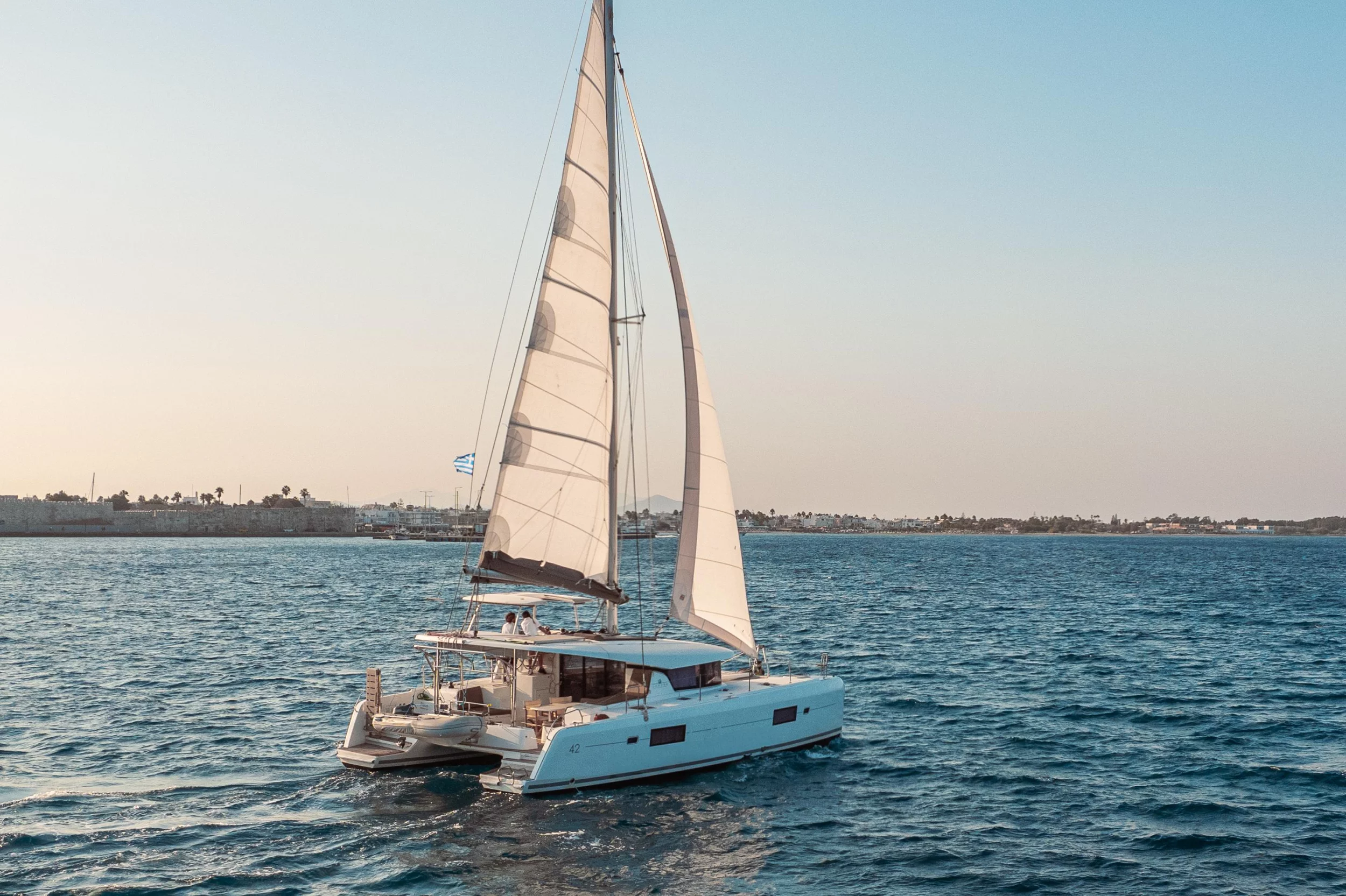 Lagoon 42 & GEN (Plous)  - 10