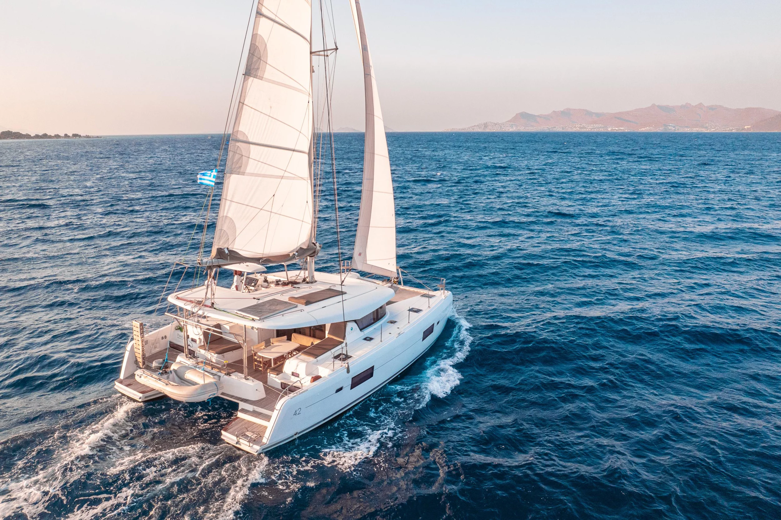 Lagoon 42 & GEN (Plous)  - 13
