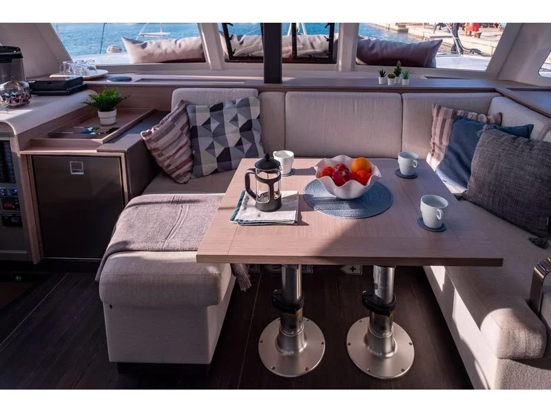 Isla 40 (LFK-Isla 40()) Interior image - 11