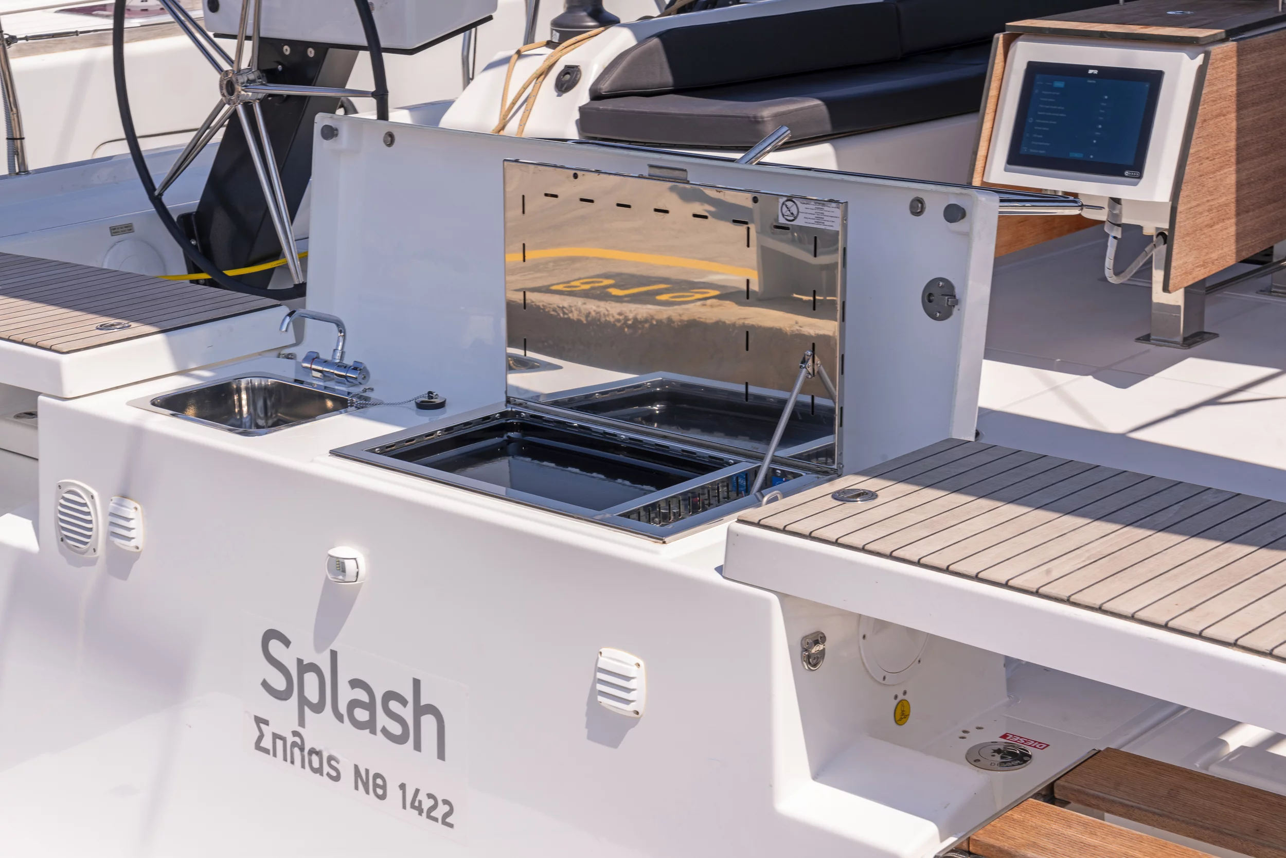 Dufour 530 & GEN (Splash)  - 3