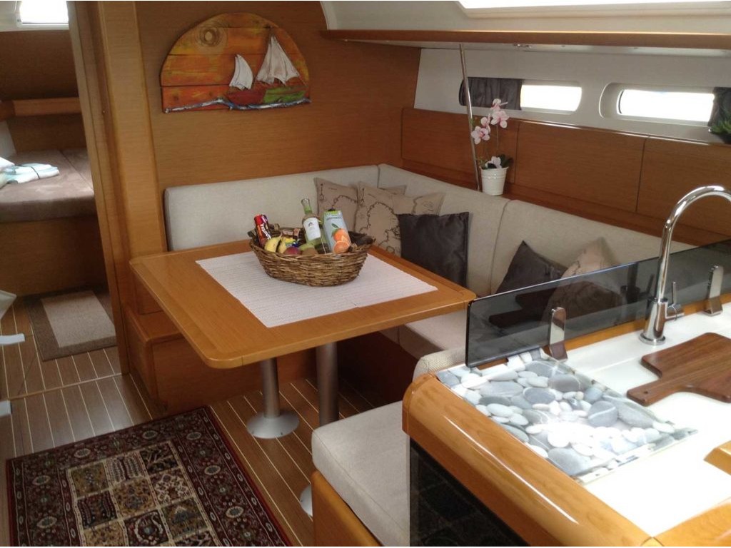 Photo #4 - Sun Odyssey 409 (Corinne) in Corfù - 24646