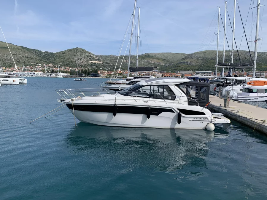 Bavaria Sport 330 HT (SUNSET) Main image - 0