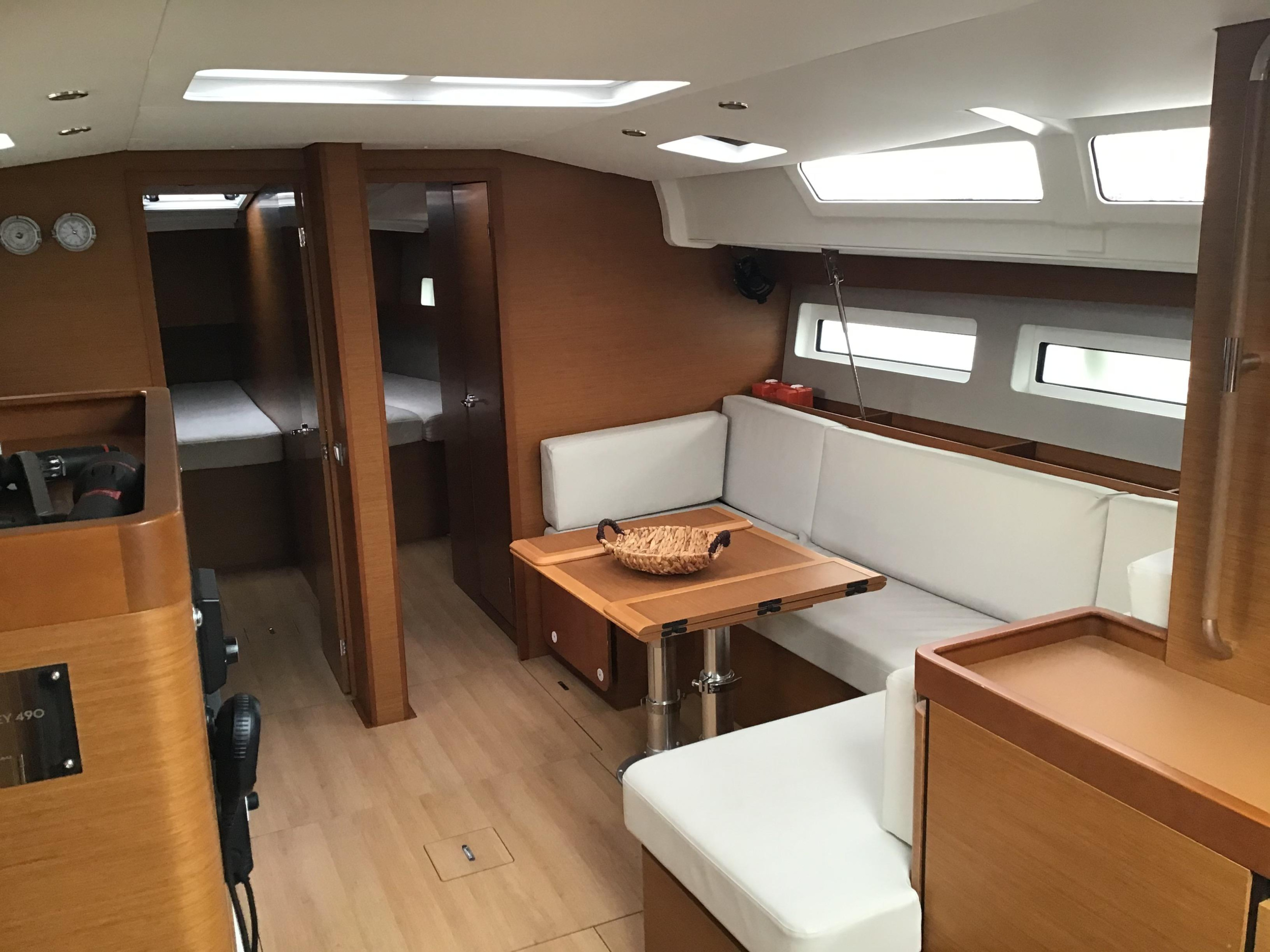 Photo #5 - Sun Odyssey 490 (Helia) en Volos - 24651