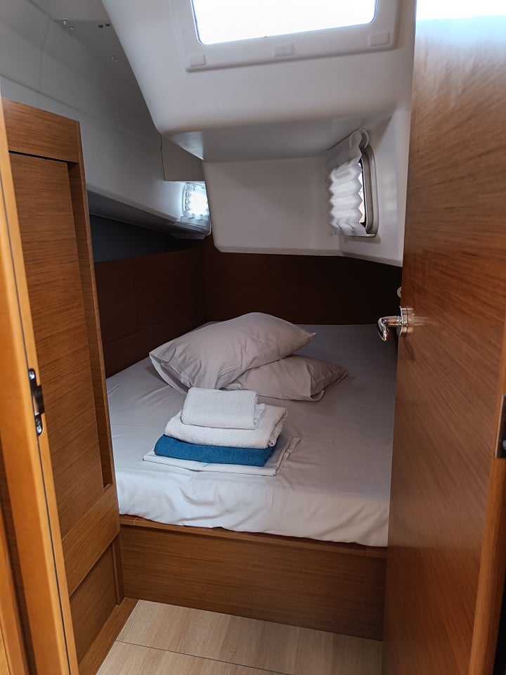Photo #5 - Sun Odyssey 410 (Nerea) in Loutraki - 21164
