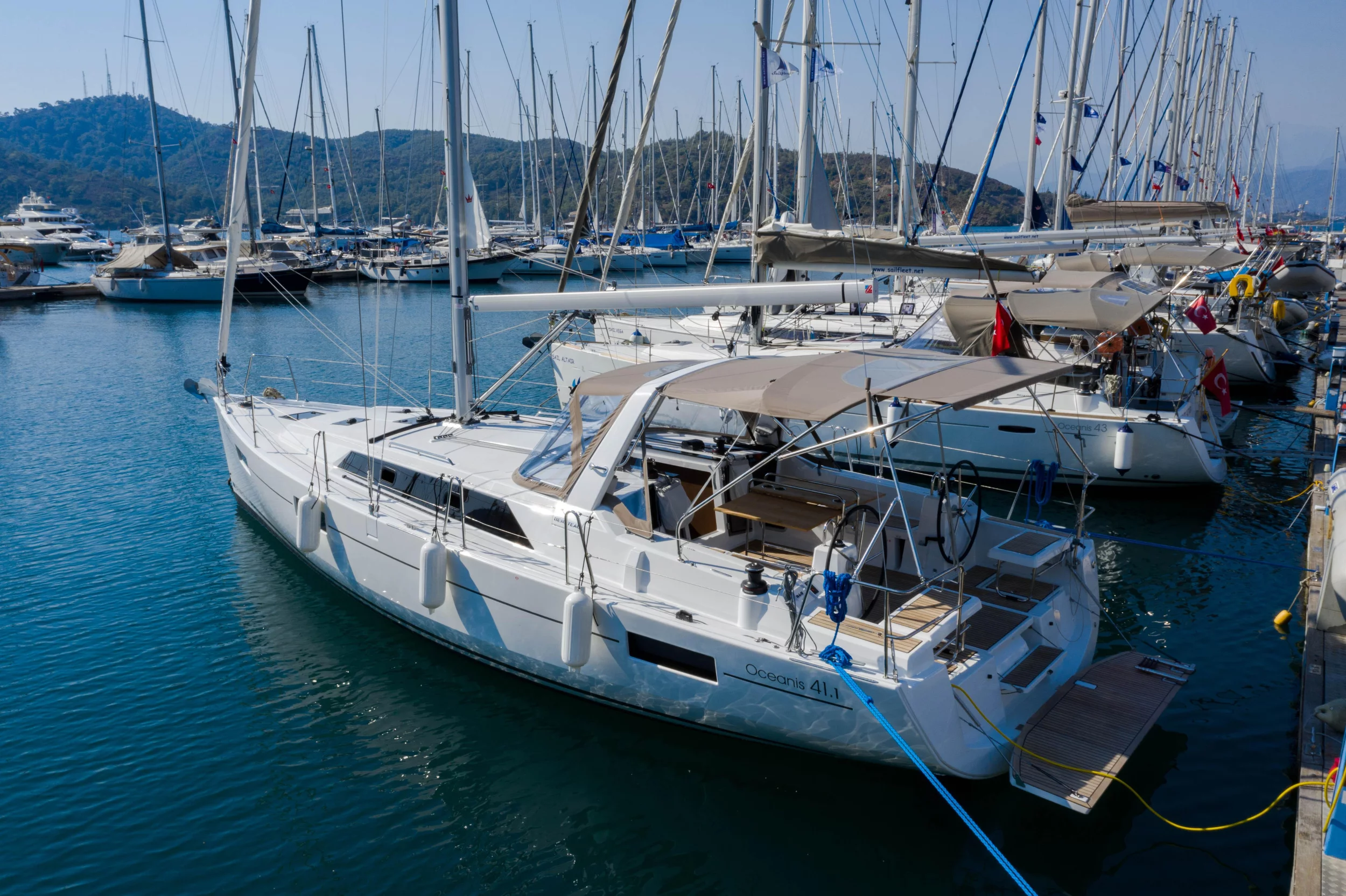 Oceanis 41.1 (Sail Orion)  - 2