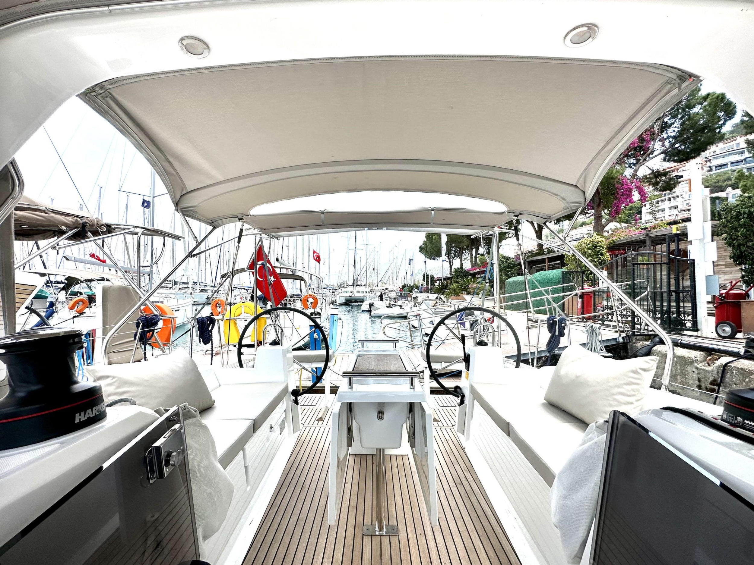 Photo #2 - Oceanis 38.1 (Sail Lyra) in Orhaniye - 17938