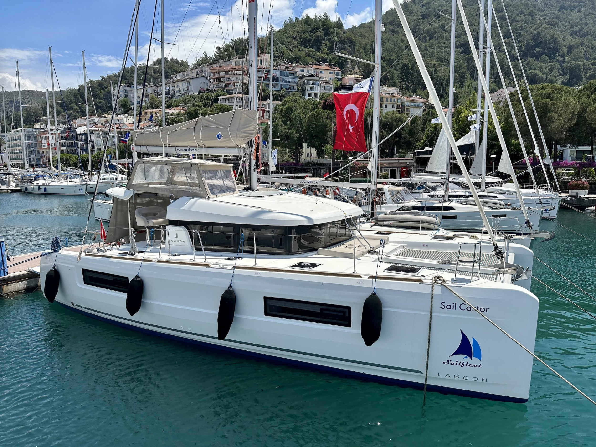 Photo #1 - Lagoon 40 (Sail Castor) in Fethiye - 13888