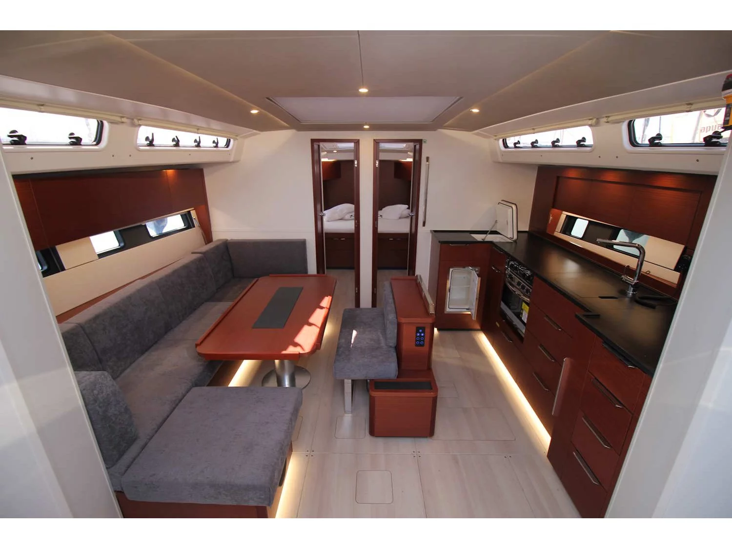 Hanse 460 (Captain K) Interior image - 2