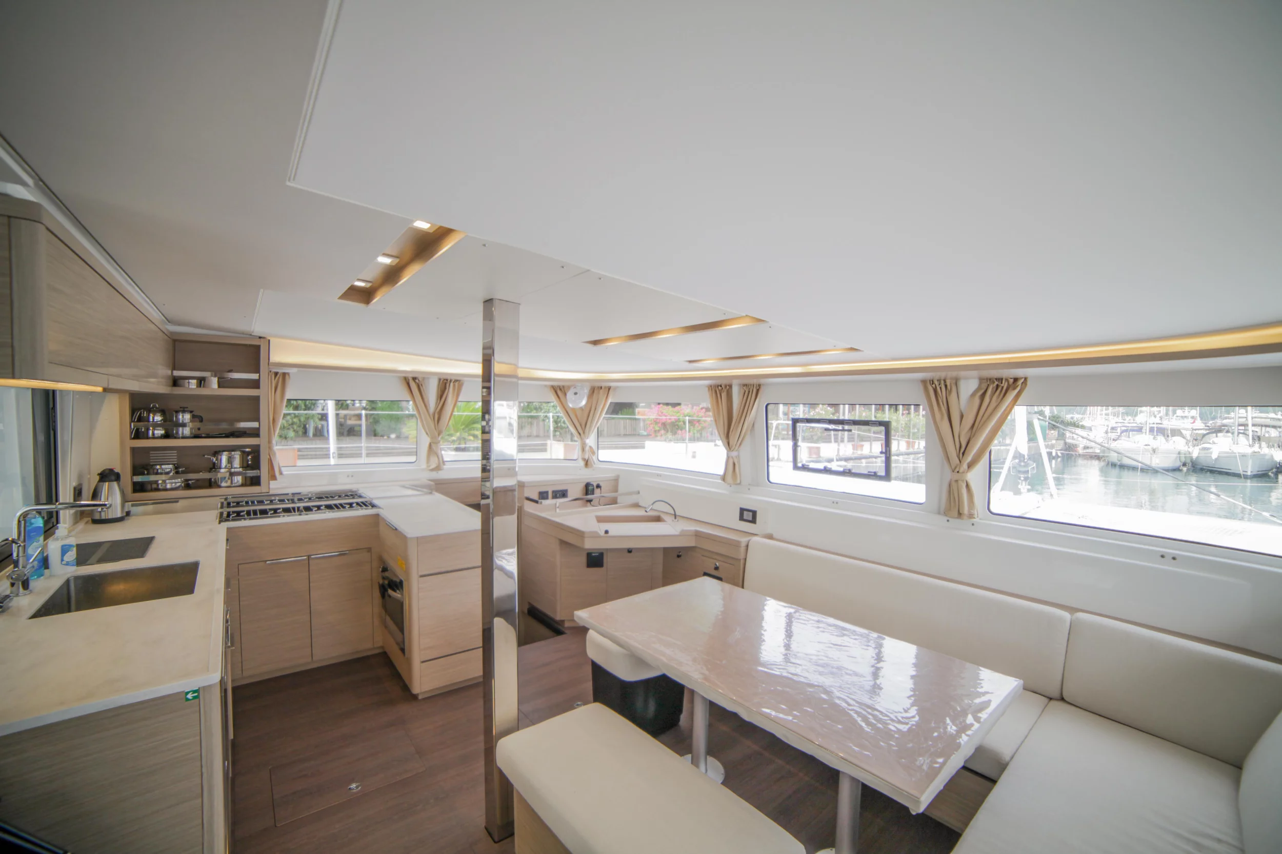 Lagoon 46 (Sail Pegasus)  - 13