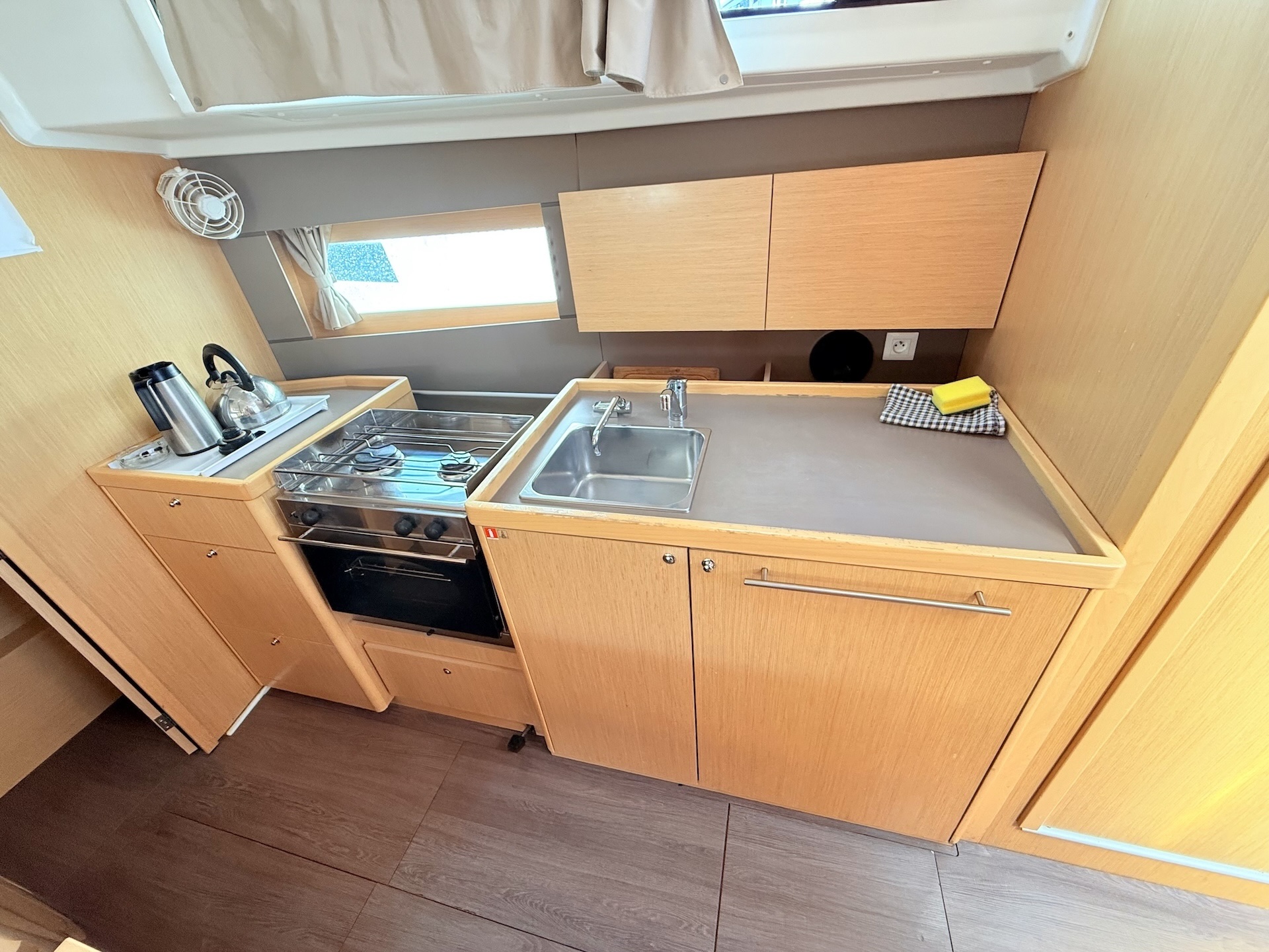 Photo #7 - Oceanis 38.1 (Foxy) in Sukosan - 10318