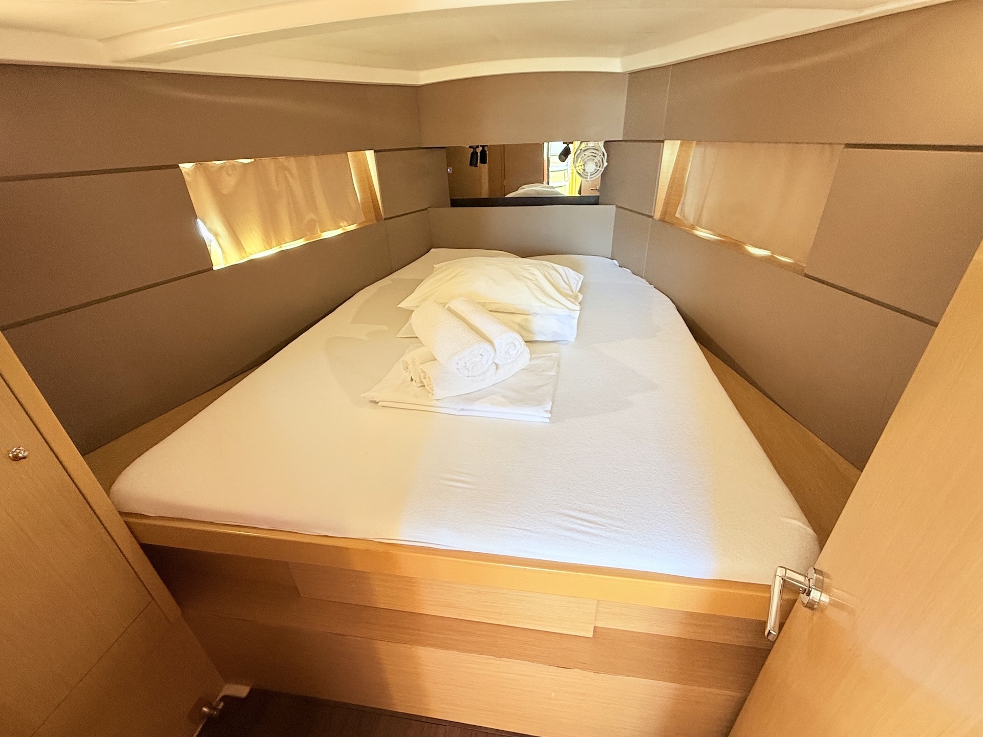 Photo #13 - Oceanis 38.1 (Foxy) in Sukosan - 10318