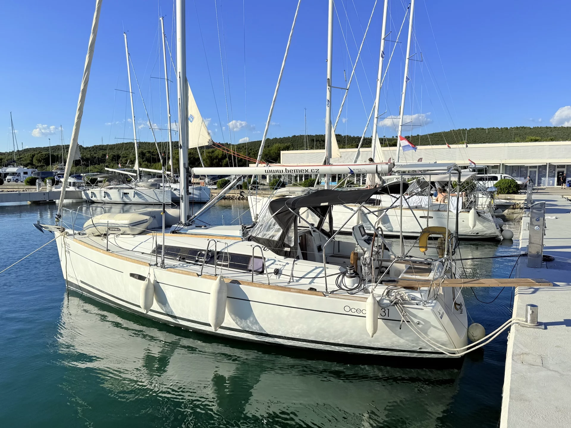 Oceanis 31 (Bejby) Main image - 0