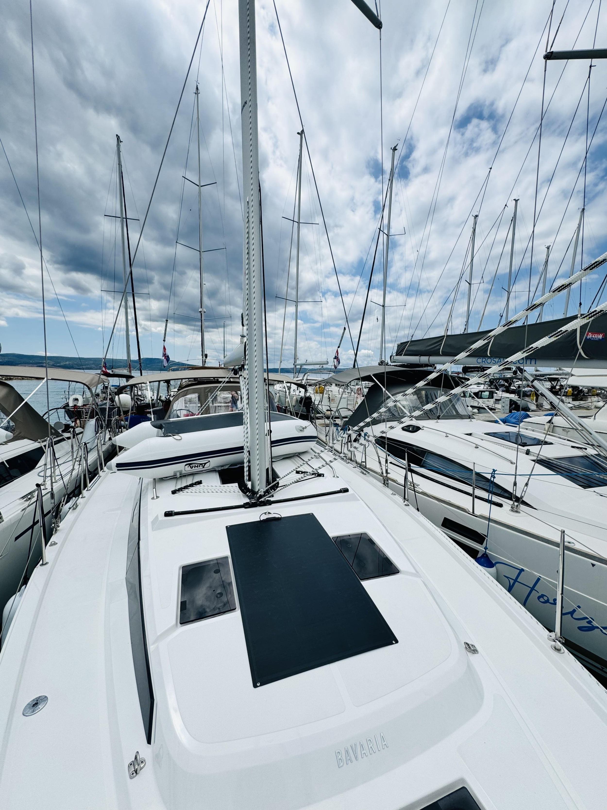 Photo #5 - Bavaria C38 (Mila) en Novi Vinodolski - 23513