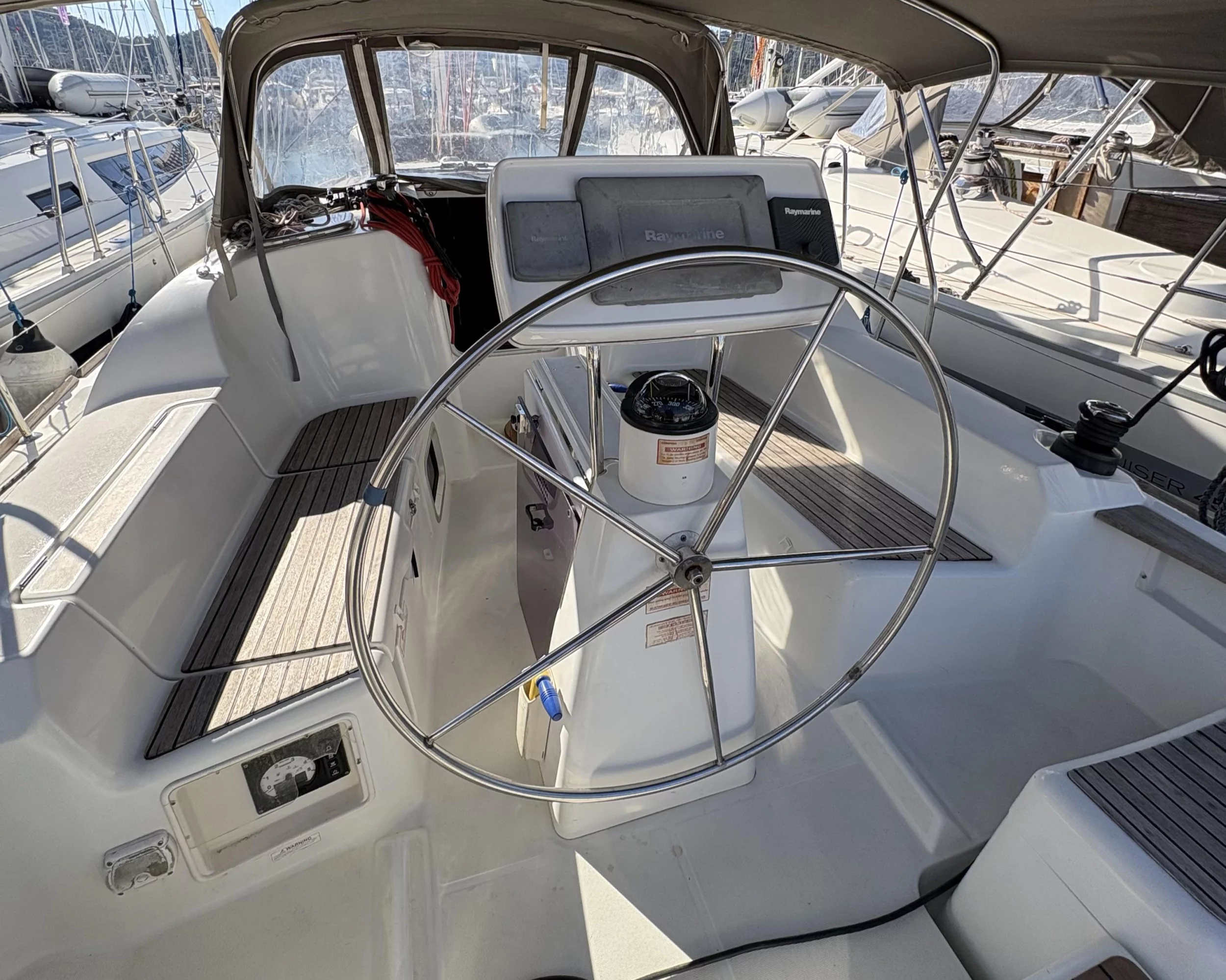 Sun Odyssey 36i (Sail Mira)  - 4